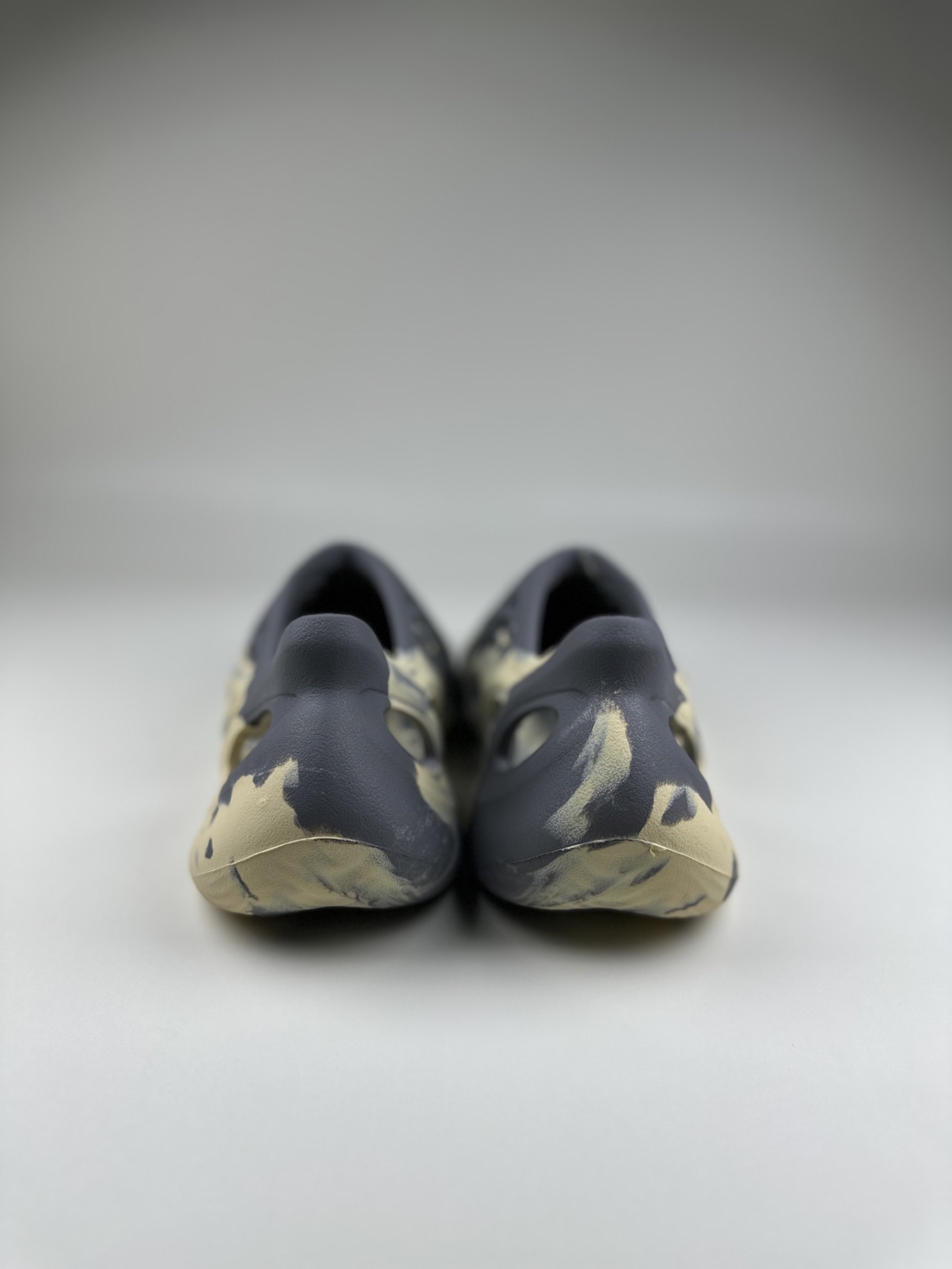 图片[4]-网红椰子新款儿童洞洞鞋男女宝宝包头凉鞋厚底透气休闲防滑沙滩鞋 尺码表！ US EUR 10码 28 11码 29 12码 31 13码 32 1码 33-选品中心