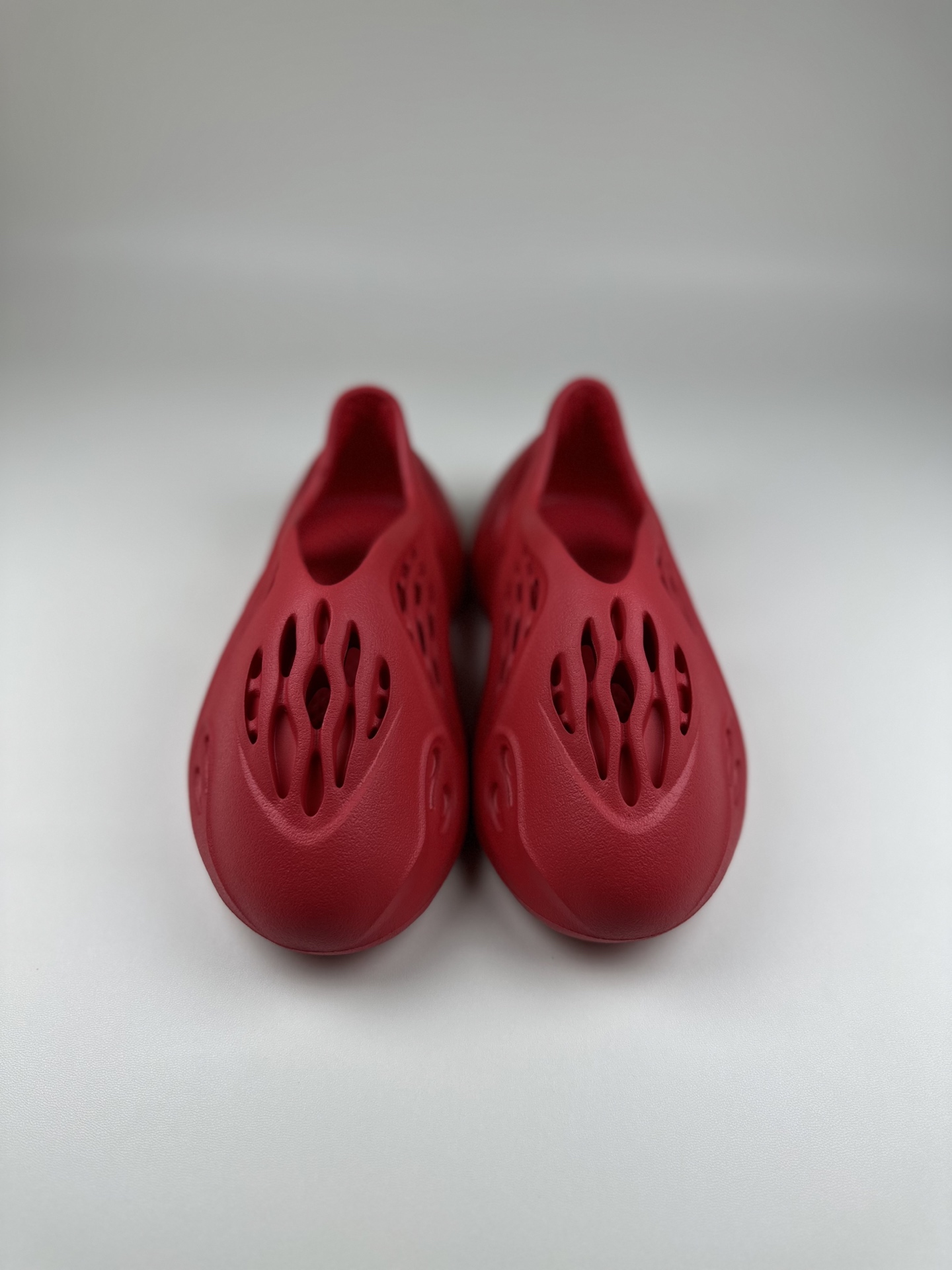 图片[5]-网红椰子新款儿童洞洞鞋男女宝宝包头凉鞋厚底透气休闲防滑沙滩鞋 尺码表！ US EUR 10码 28 11码 29 12码 31 13码 32 1码 33-选品中心