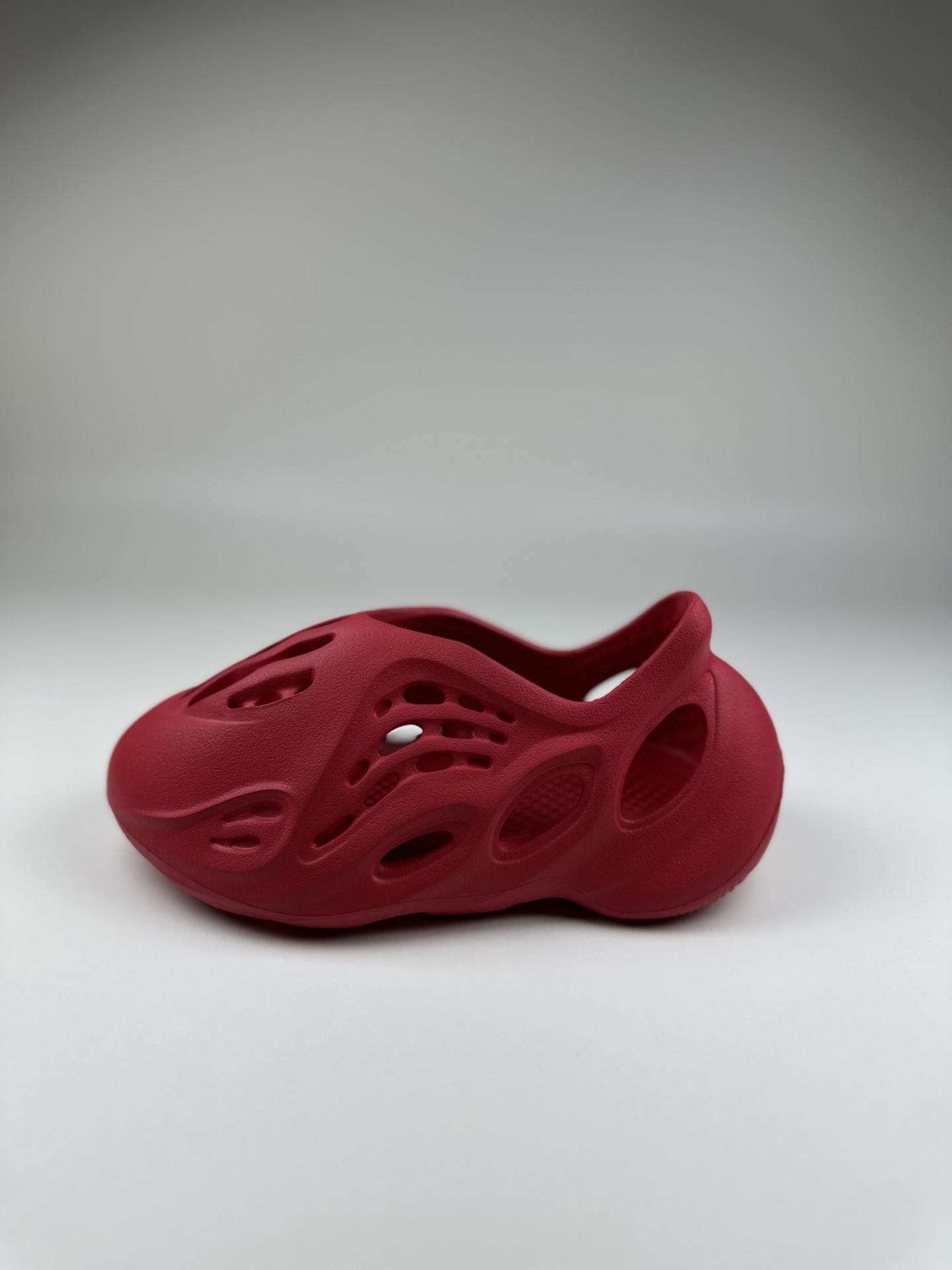 图片[8]-网红椰子新款儿童洞洞鞋男女宝宝包头凉鞋厚底透气休闲防滑沙滩鞋 尺码表！ US EUR 10码 28 11码 29 12码 31 13码 32 1码 33-选品中心