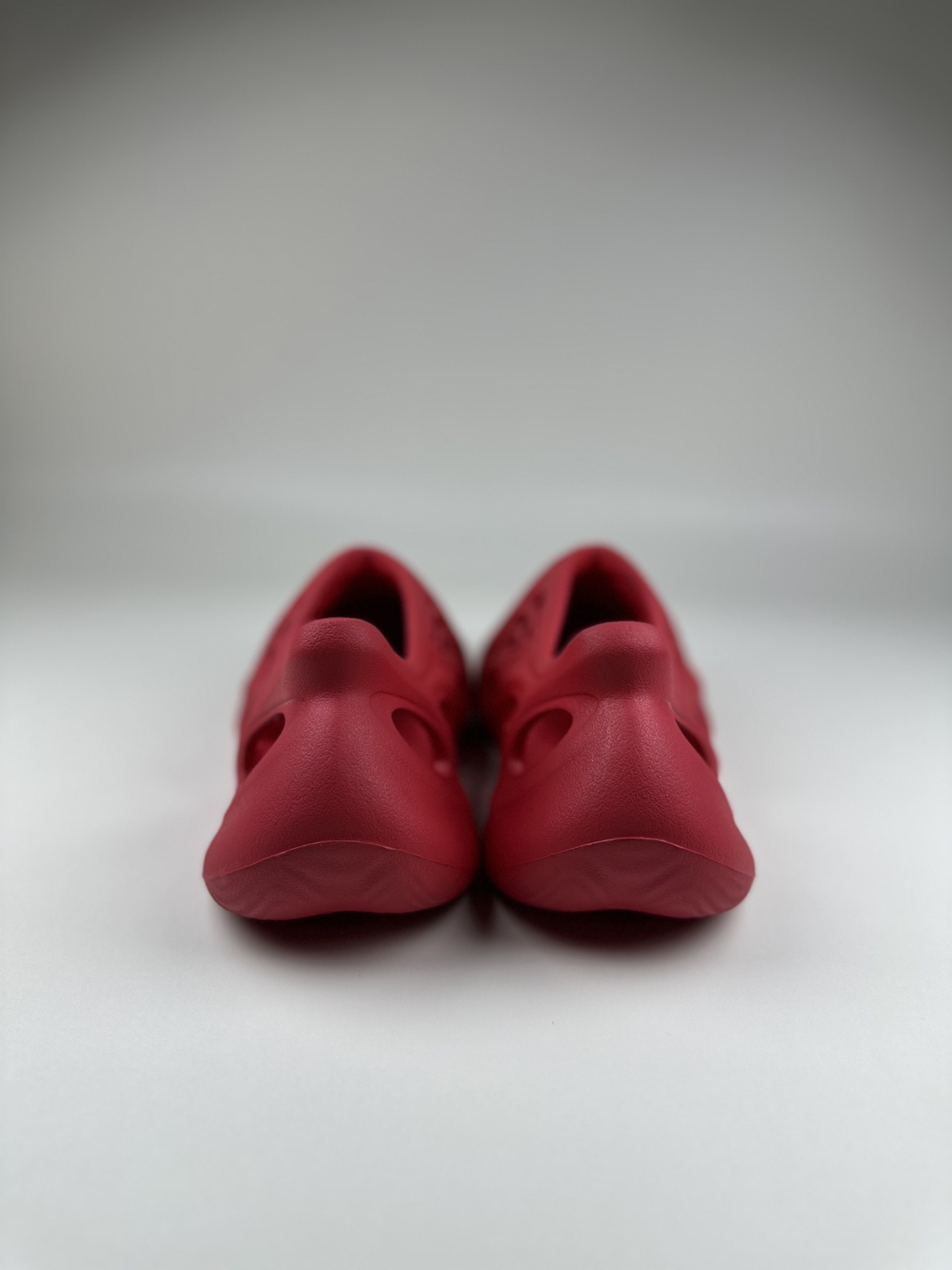 图片[4]-网红椰子新款儿童洞洞鞋男女宝宝包头凉鞋厚底透气休闲防滑沙滩鞋 尺码表！ US EUR 10码 28 11码 29 12码 31 13码 32 1码 33-选品中心