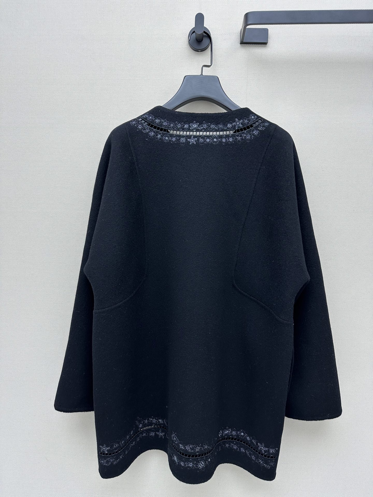Elegant Handmade Double-Faced Wool Coat with Intricate Embroidery 9 i1755245093875 8331 0 7