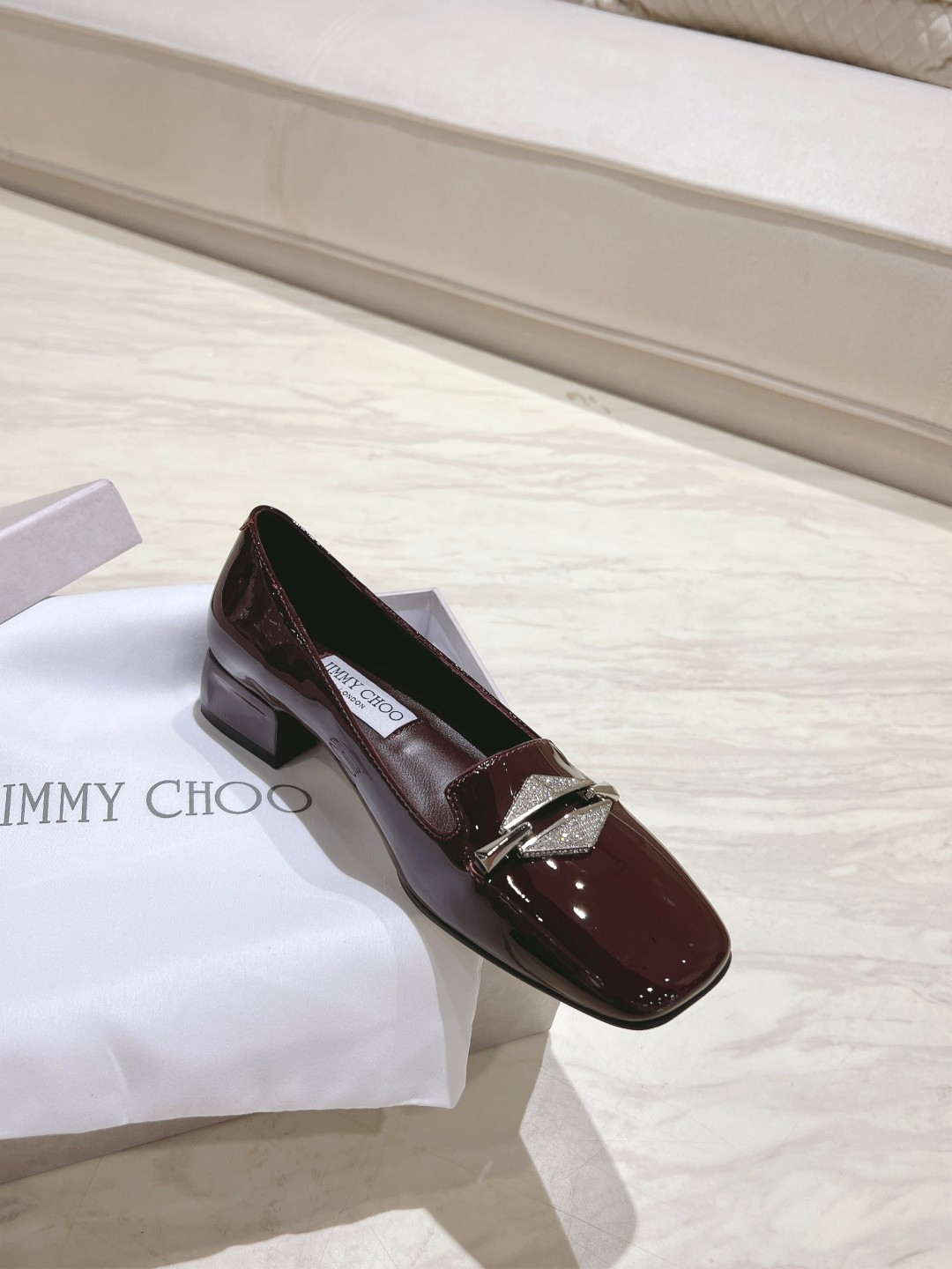 Jimmy Choo Mary Jane Monopoly: Top P700 Collection Overview - 图片 6