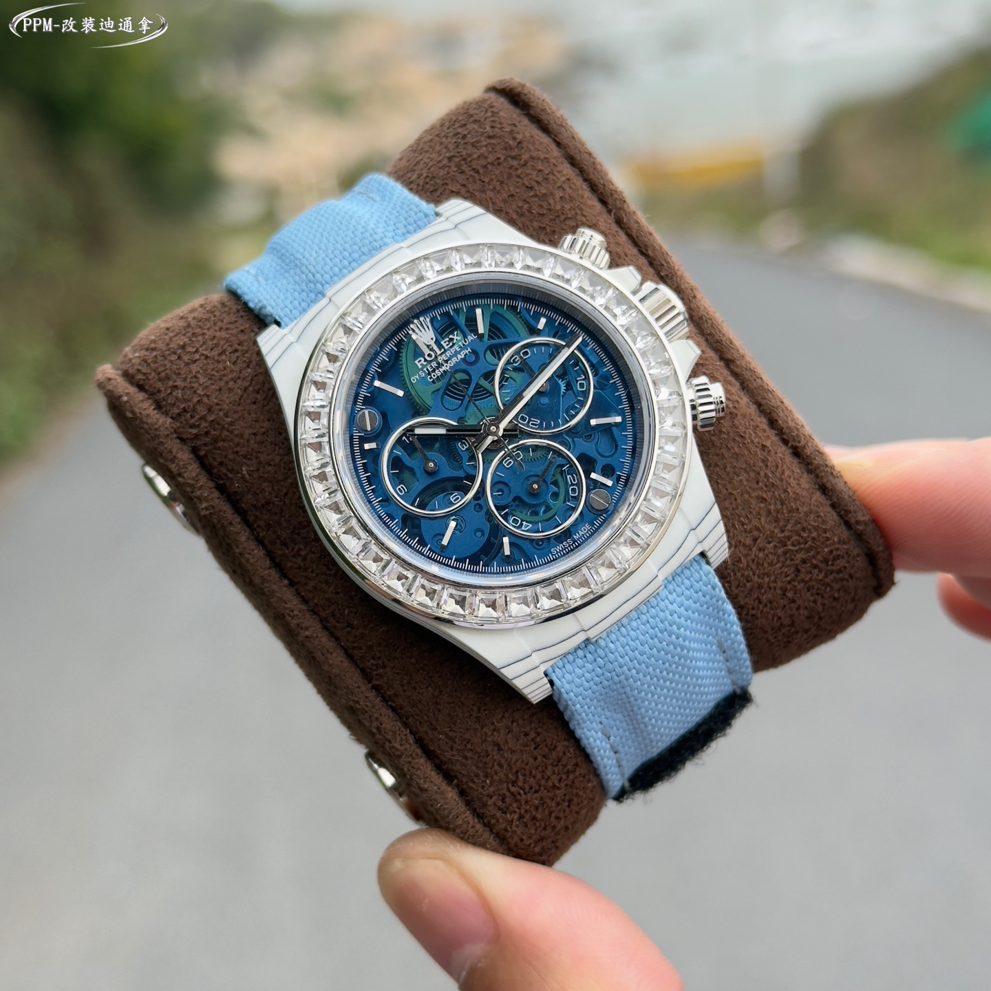 NO:158790,M modified fiber blue and white diamond,19860909M改装 纤维蓝白钻,,Watch