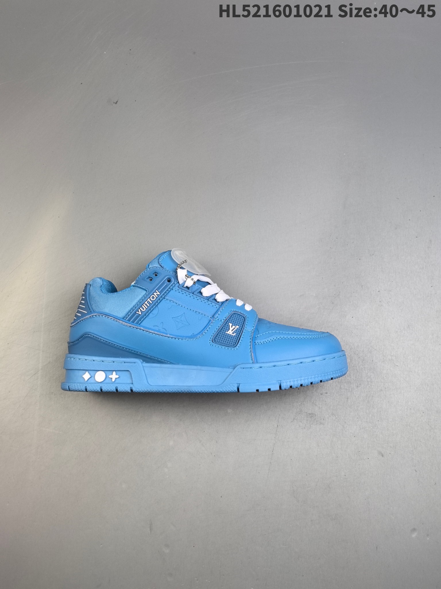 ✅全新LVLVLV Trainer Sneaker Low休闲运动文化百搭板鞋 编码：HL521601021 Size:40～459