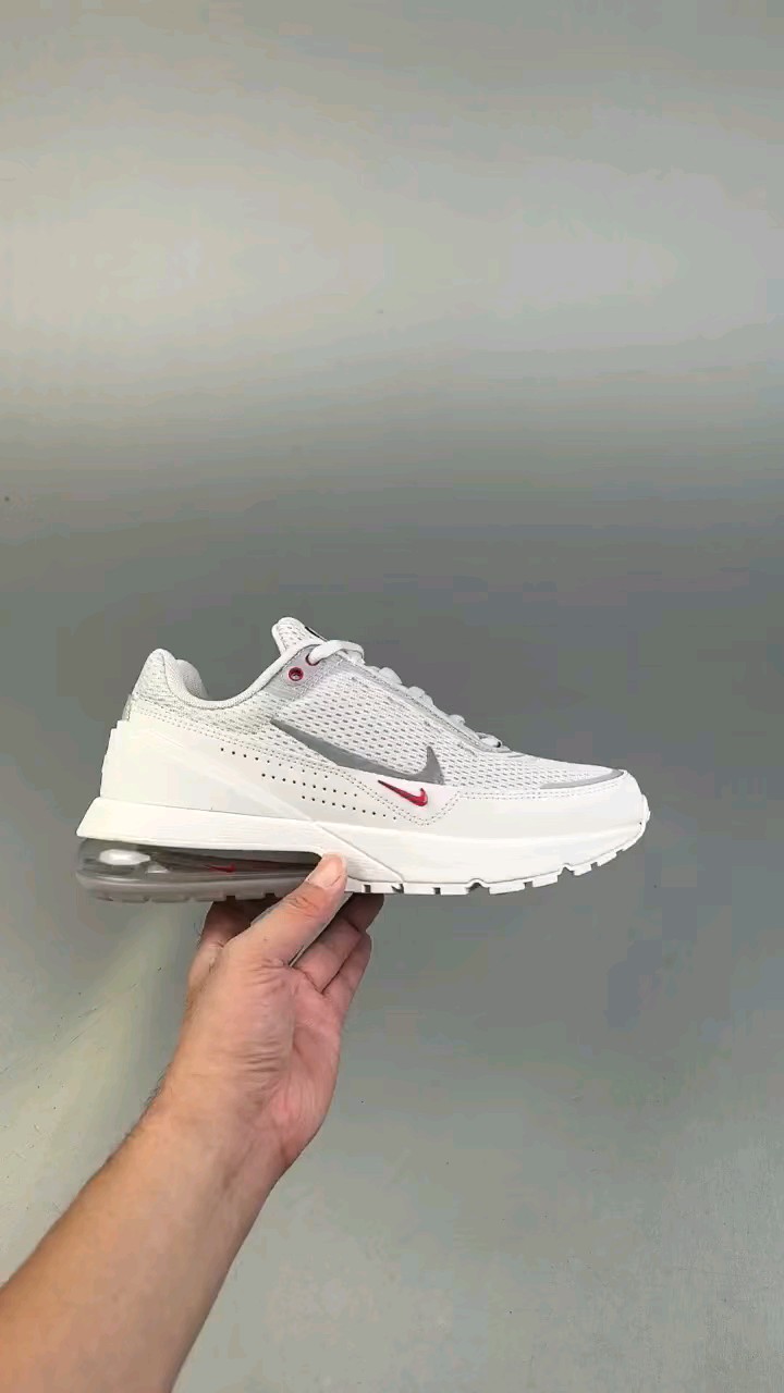 真标✅Nike Air Max Pulse 百搭单品 2023半掌气垫 缓震跑步鞋这款Nike Air Max Pulse鞋款采用Photon Dust、Reflective SiLVer 和1