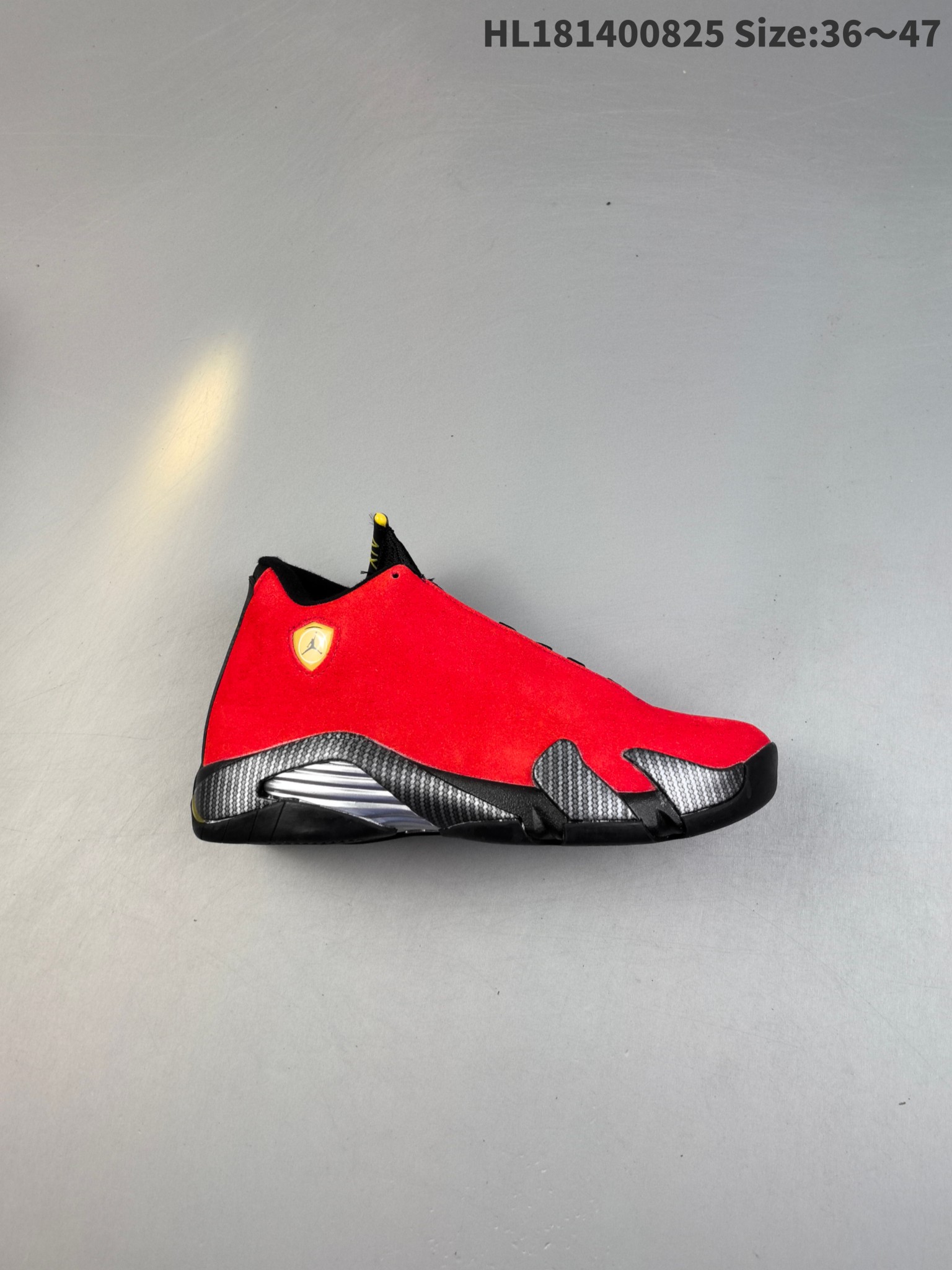 Nike/耐克正品Air Jordan 14 Retro 乔丹14代 AJ14法拉利回归!舒适耐用 减震防滑耐磨 中帮 复古篮球鞋 男女同款 红色,潮流运动鞋487471-102全红色su皮版的启发来自GOAT个人收藏,Tinker Hatfield经常在迈克尔·乔丹的生活中找到灵感.对于Air Jordan 14来说,他受到了对法拉利异国情调的热爱;这个即将推出的全红色su皮版的启发来自GOAT的个人收藏.#球鞋新品曝光 #air jordan #aj14 #AirJordan系列 #NBA球星同款#球鞋新品曝光 #谁还没有一双AJ #aj14法拉利 #法拉利 #被种草的第一双AJ 编码:HL181400825