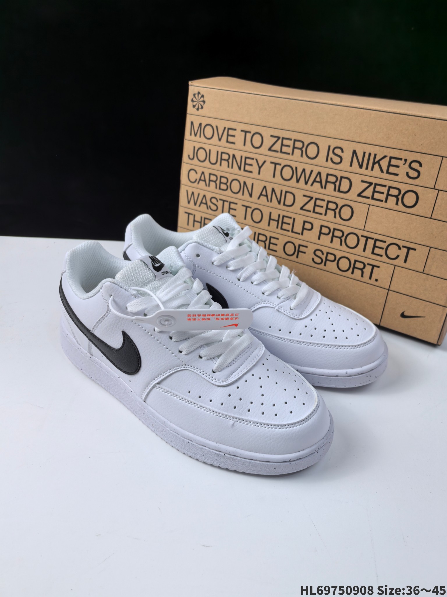 集合💰175
Nike Court Viion 1 Lo 耐克 低帮 白蓝黄 鞋身以白色作为主色调，使鞋款十分搭，同时鞋身两侧oo Logo使用海军蓝打造，后跟Nike字样则以黄色呈现，使鞋子更为炫酷。鞋舌黄色绣标上Nike oo Logo采用海军蓝点缀，后跟饰片辅以镭射点缀，鞋舌是网眼布材料，增强了透气性，白色中底搭配黄色橡胶大底，整体就是小白鞋设计，十分搭。
货号：C5463-100/101/102 2987-001/102/103 C5434-111 FJ5480-100 F0320-133 C5596-100 
编码：L69750908 ize:36～45