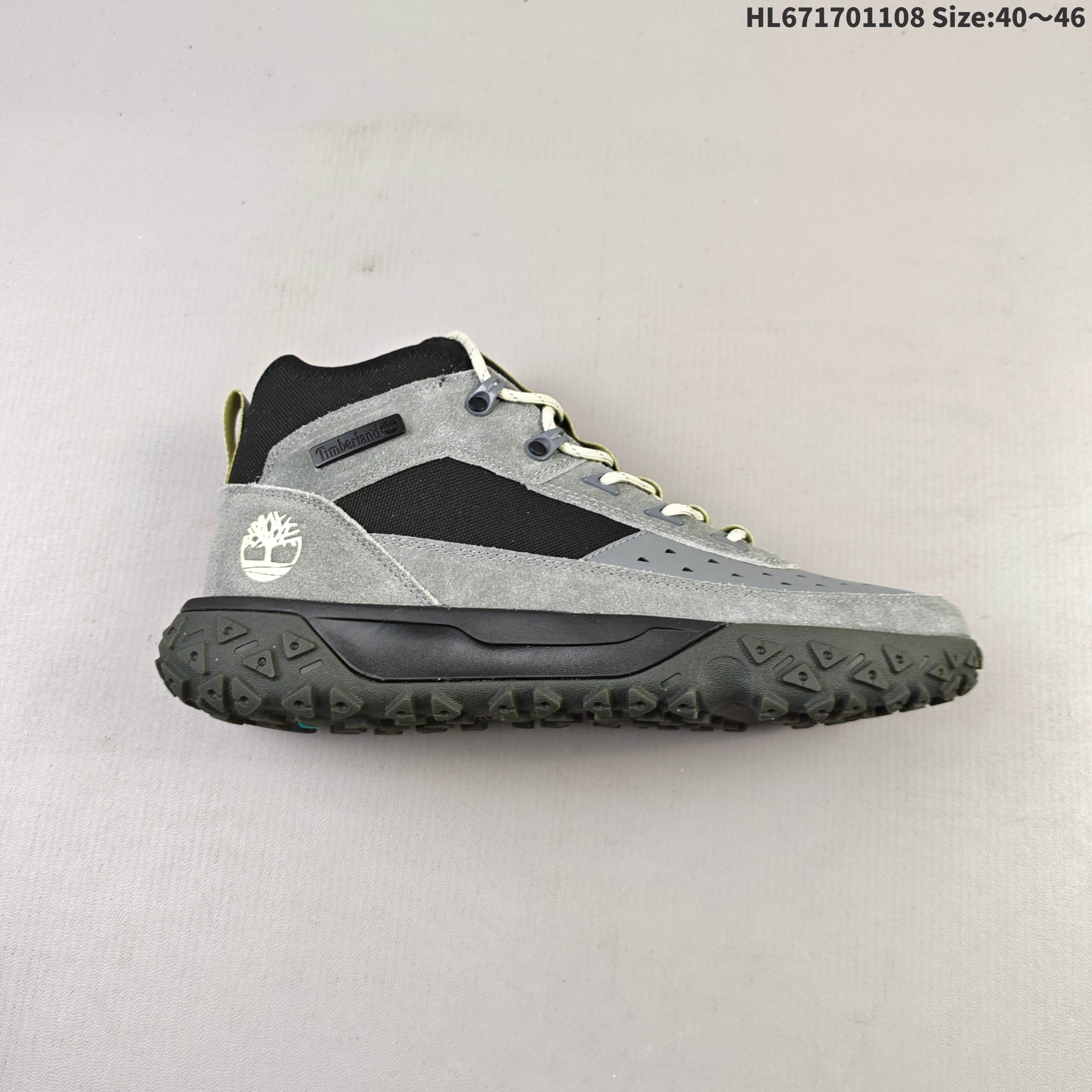 💰170
Timberland添柏岚/天伯伦户外中帮休闲鞋系列
广东大厂品质 原盒原包装 面料采用意大利🇮🇹顶级磨砂细纹牛皮,搭配防臭防腐真皮乳胶鞋垫,给您完美的穿着体验,质量考究耐穿,型男必备,专治不帅,高品质脚感一流!编码:HL671701108 Size:40~46