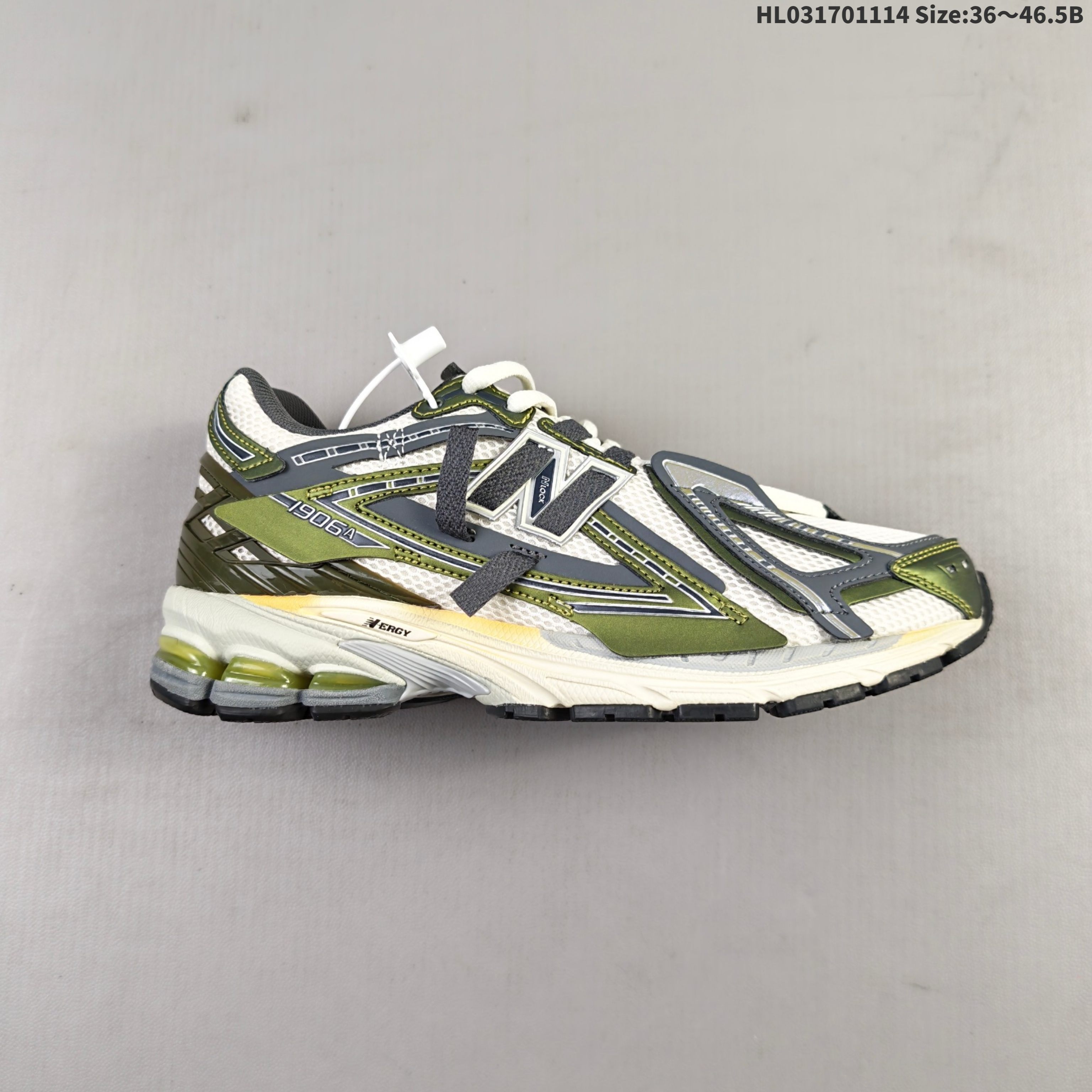 💰170
公司级✅New Balance M1906系列 新百伦 复古单品宝藏老爹鞋款
复古元素叠加 质感超级棒 原楦版型材料细节做工精细 作为NB最经典的档案鞋型之一
官方货号:U1906ANC
尺码:36 37 37.5 38 38.5 39.5 40 40.5 41.5 42 42.5 43 44 45
ID:HL031701114 Size:36~46.5B