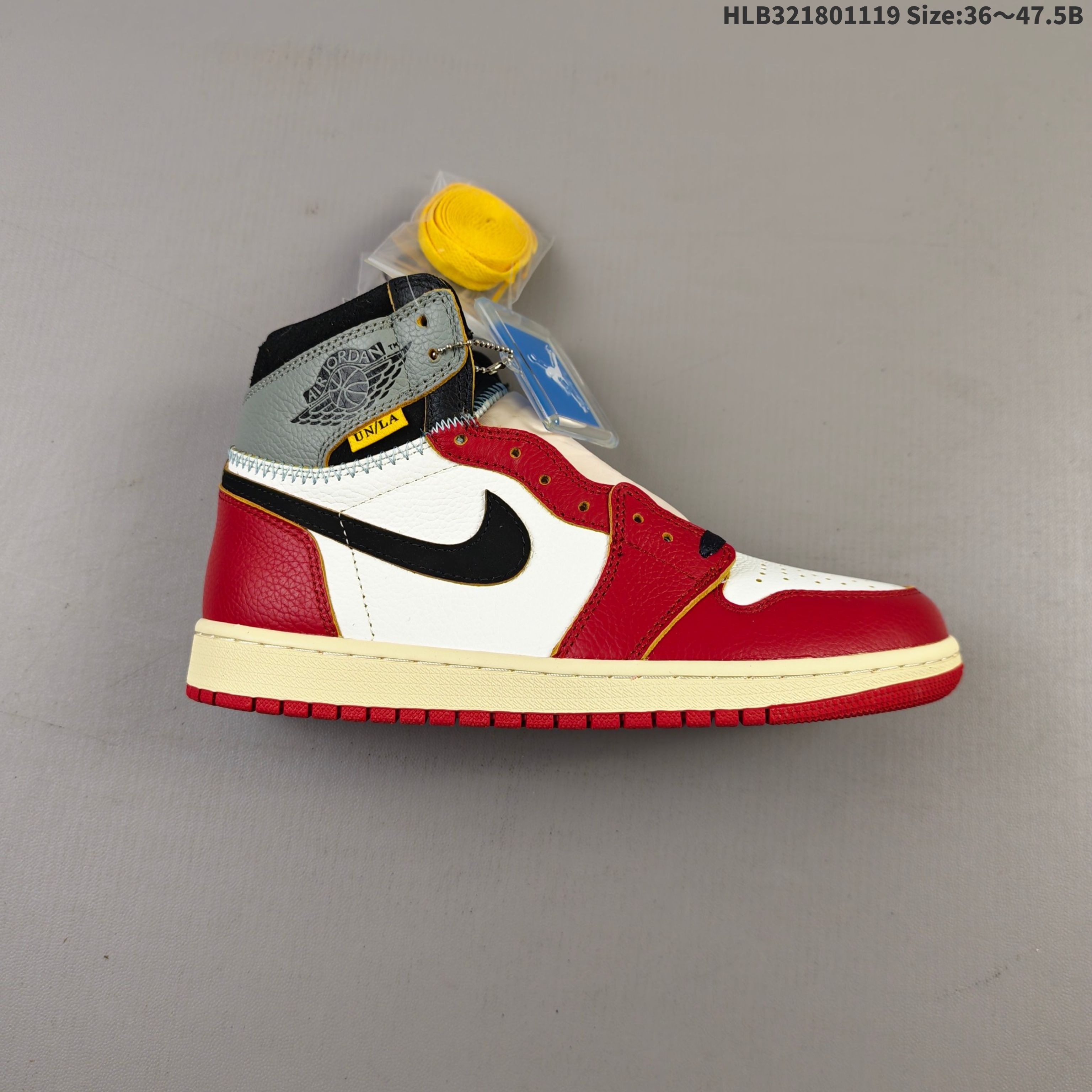 💰180
公司级✅Nike Air Jordan 1 Retro High OG AJ1代迈克尔·乔丹高帮耐克经典复古百搭休闲文化运动篮球鞋
纯原口碑大厂出品全系列原楦原纸板开发 原厂皮料加持 原厂定型后跟完美效果
货号:HV8563-600
尺码:36 36.5 37.5 38 38.5 39 40 40.5 41 42 42.5 43 44 45 46 47
ID:HLB321801119 Size:36~47.5B