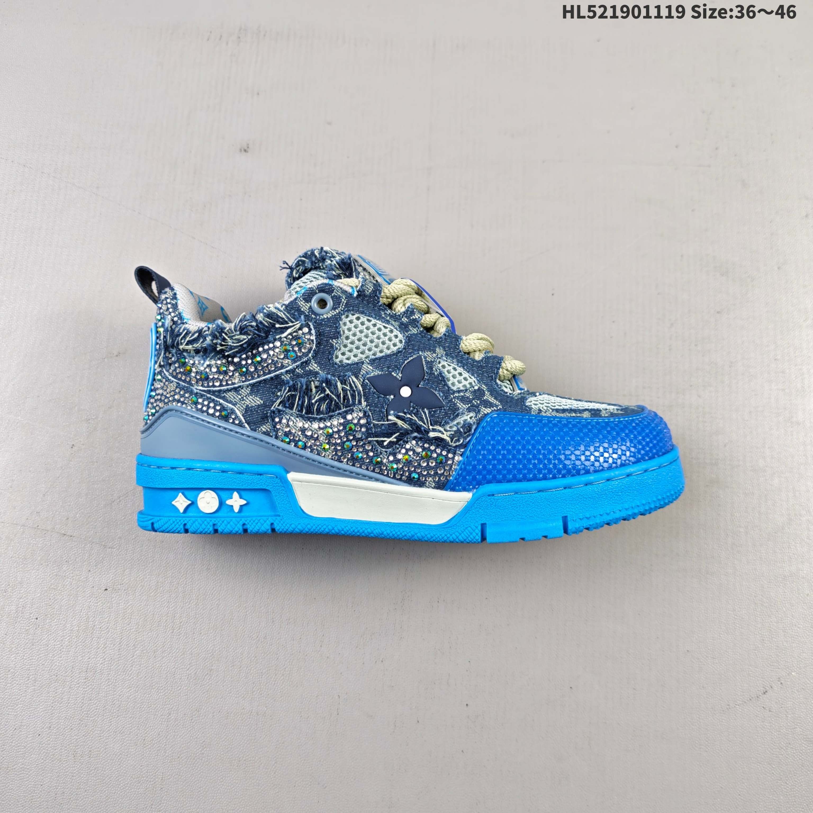 💰190
公司级✅Louis Vuitton Trainer Sneaker Low 全新 LV 路易威登 休闲运动文化百搭板鞋 
ID：HL521901119 Size:36～46