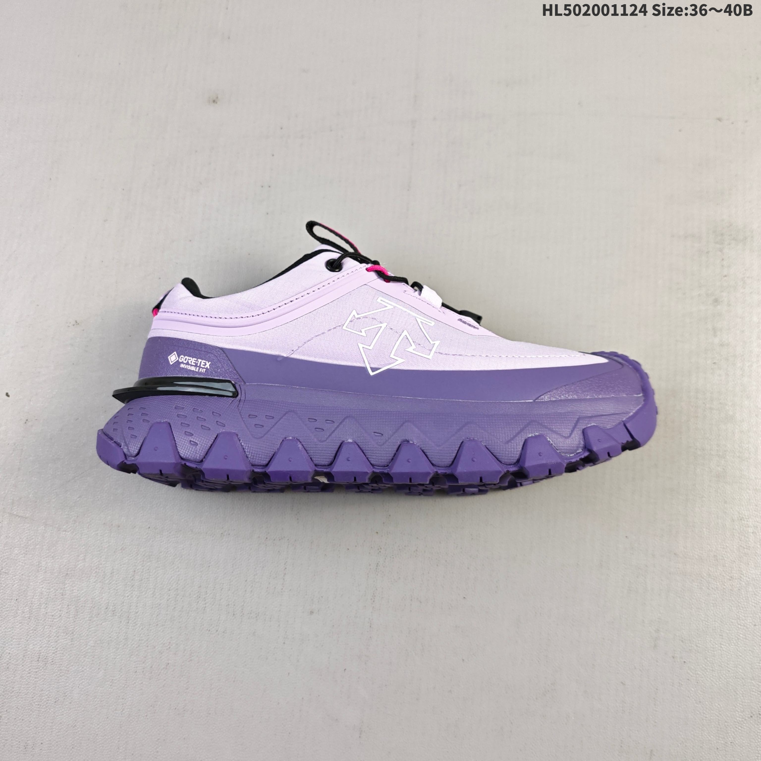 💰200
迪桑特DESCENTE SKI STYLE系列 SNOW RIDE GTX舒适百搭 防滑耐磨低帮 生活休闲鞋
工程网布 夏日透气担当 轻质中底 回弹舒适每一步 米其林外地 多场景抓地稳
货号: D5431SSN56
尺码:36 36.5 37.5 38 38.5 39 40HL502001124 Size:36~40B