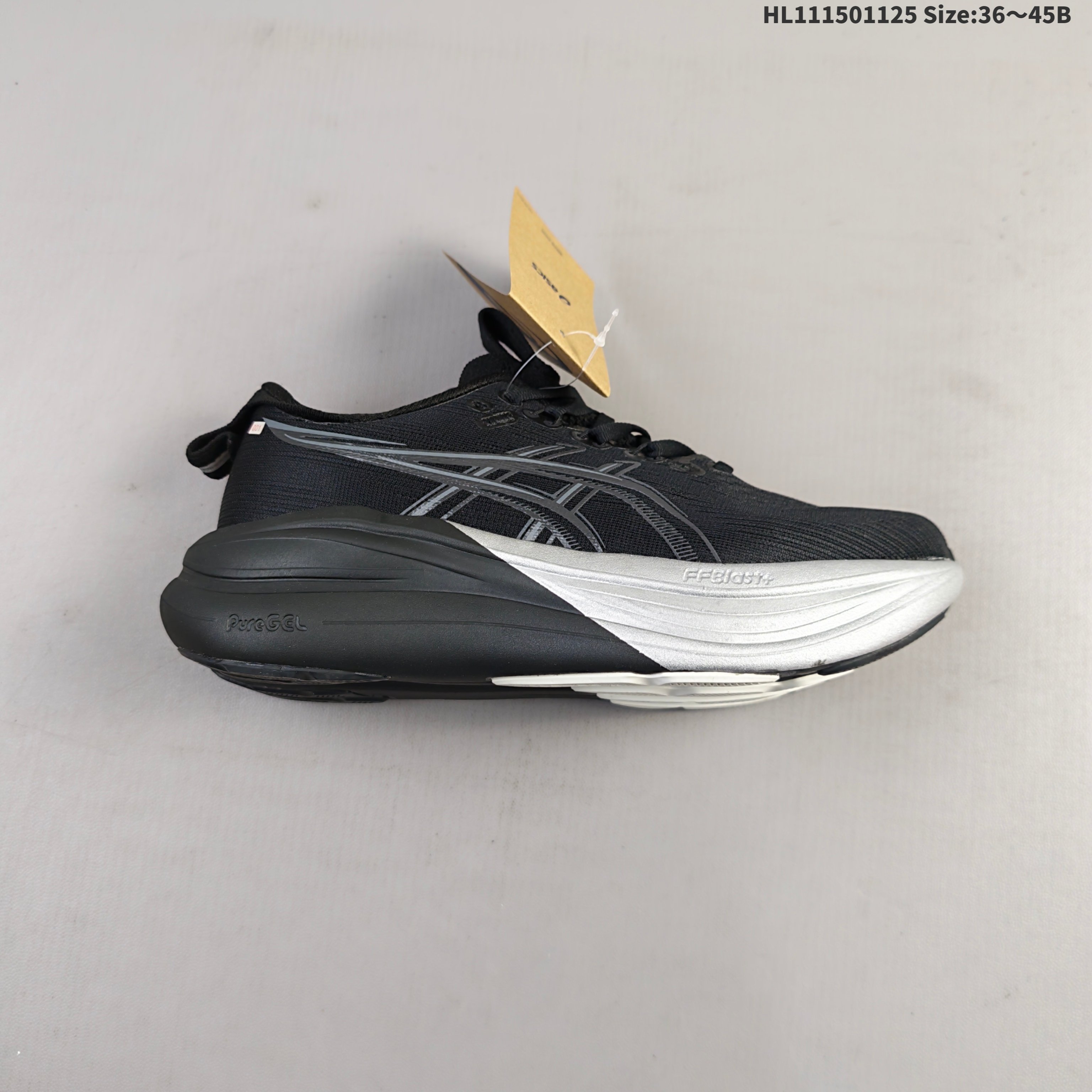 💰150
公司级✅Asics Gel-Nimbus 27 舒适防滑耐磨低帮休闲跑步鞋
鞋底采用了轻质发泡材料 并在后跟和前掌处采用了ASICS亚瑟士核心科技-GEL缓震胶 赋予鞋款强大的缓冲性能 提供了更柔软舒适的穿着体验 而在原有设计的启发之上 此次鞋款采用更贴合当今潮流趋势的材料和创新技术 展现出纽约充满活力的都市精神
货号:1011C093-001
尺码:36 37 37.5 38 39 39.5 40.5 41.5 42 42.5 43.5 44 45
ID:HL111501125 Size:36~45B