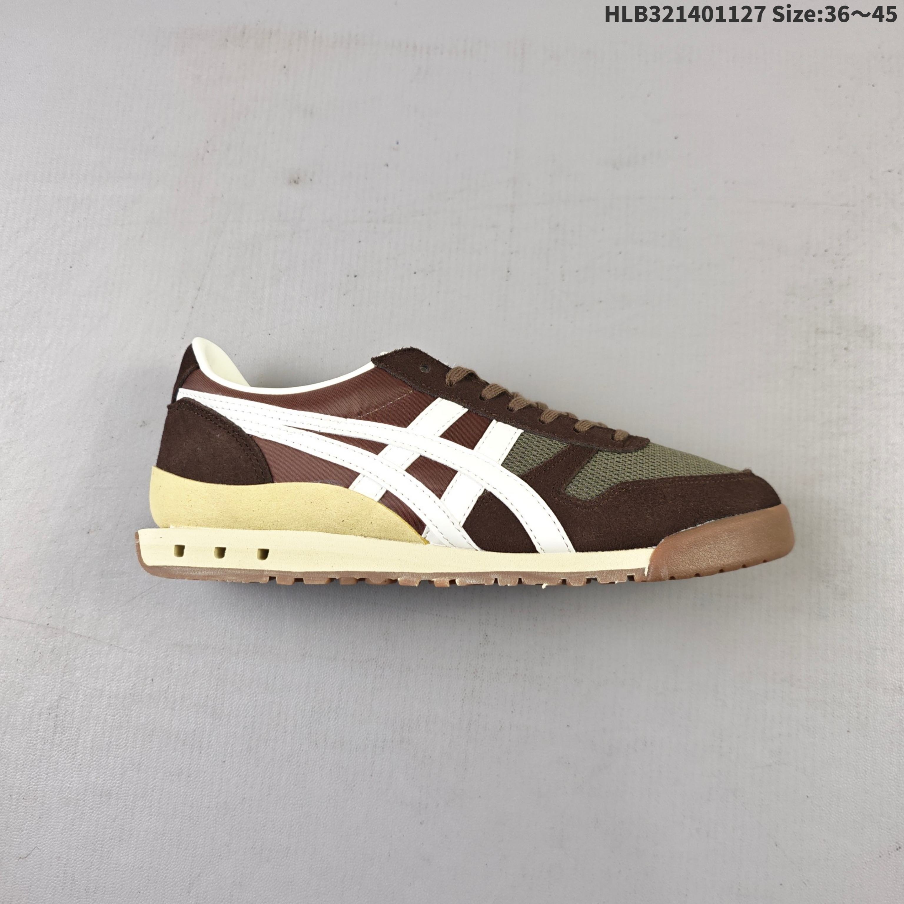 💰140
鬼冢虎 Onitsuka Tiger Ultimate 81 Nm
塞拉诺系列 低帮薄底复古休闲慢跑鞋
用翻毛皮组合网织织物鞋面材质
OrthoLite(欧索莱)透气吸汗鞋垫贴
外置环保双层切片组合轻质防滑橡胶外底
经典传承及创新锐意
官方货号: 1183B536
尺码:36 37 37.5 38 39 39.5 40 40.5 41.5 42 42.5 43.5 44 45HLB321401127 Size:36~45