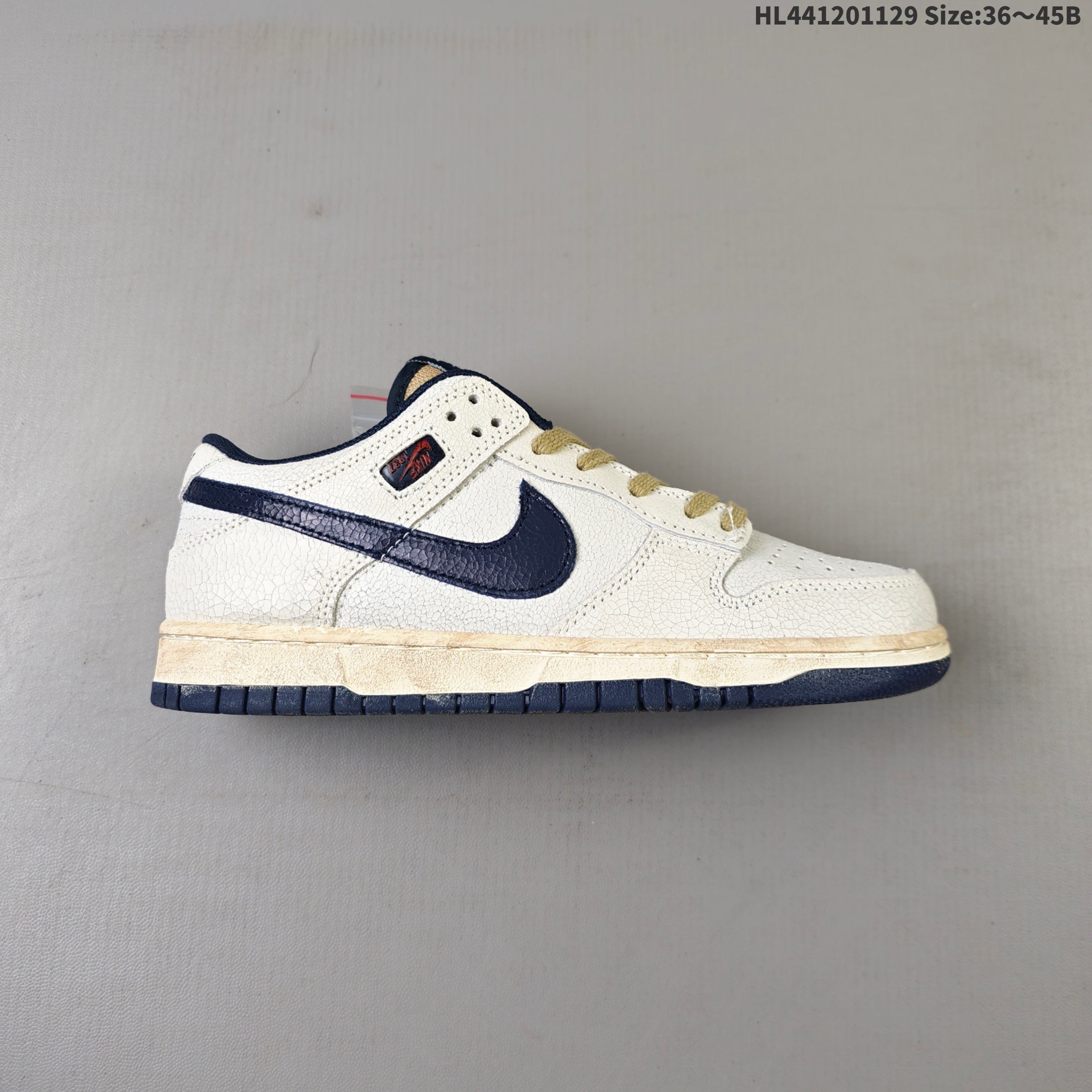 💰120
✅NIKE sb DUNK LOW 扣篮系列 耐克 复古低帮休闲运动滑板板鞋
货号:IH6766-001
尺码:36 36.5 37.5 38 38.5 39 40 40.5 41 42 42.5 43 44 45 
ID:HL441201129 Size:36～45B