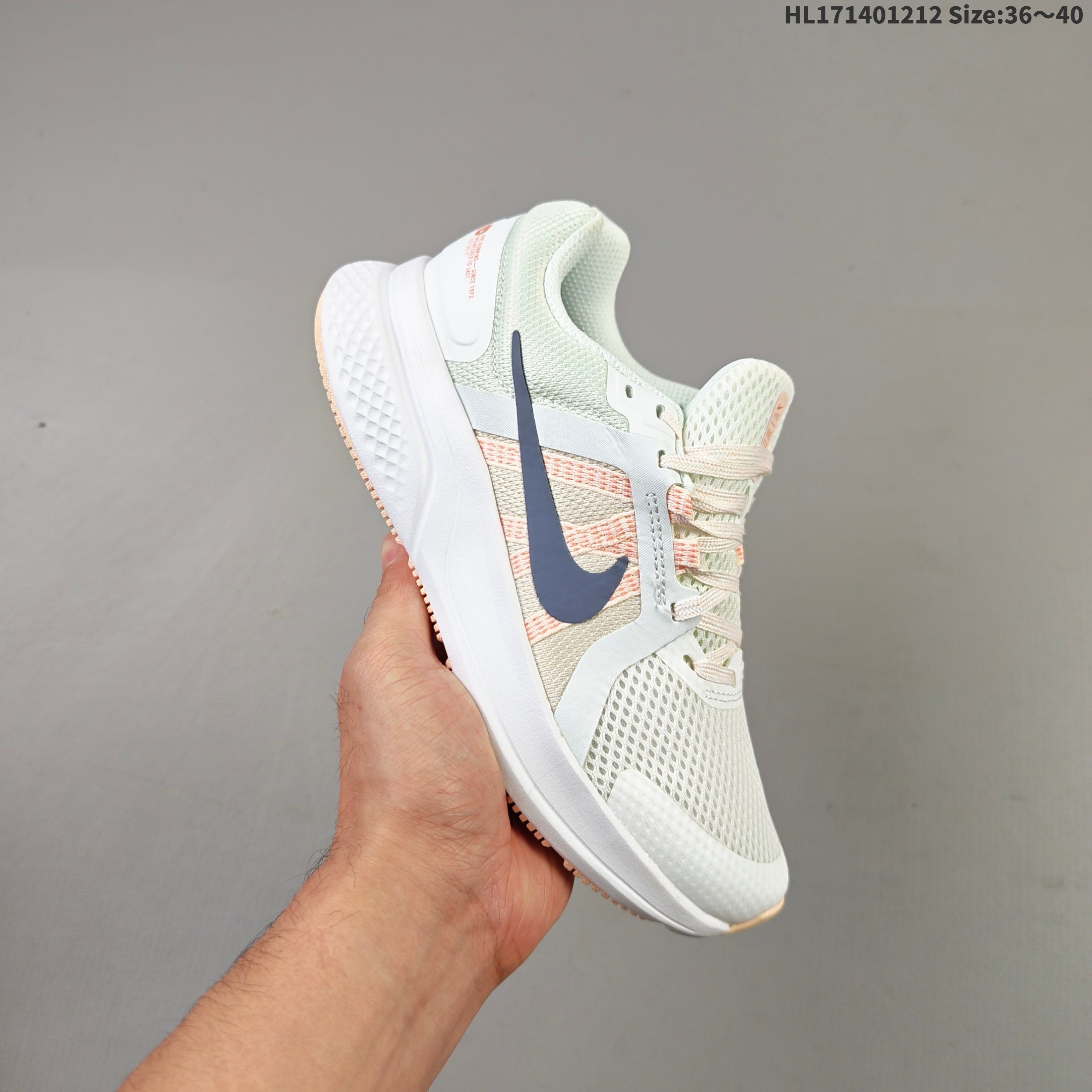 集合💰140
#升级原楦原数据开发纸版#采用同源织法Flymesh网织透气鞋面#天猫长青款式，耐克 Run Swift 2 速跑二代系列低帮轻质透气休闲运动跑步鞋“白浅紫红钩子”CU3528-104
HL171401212