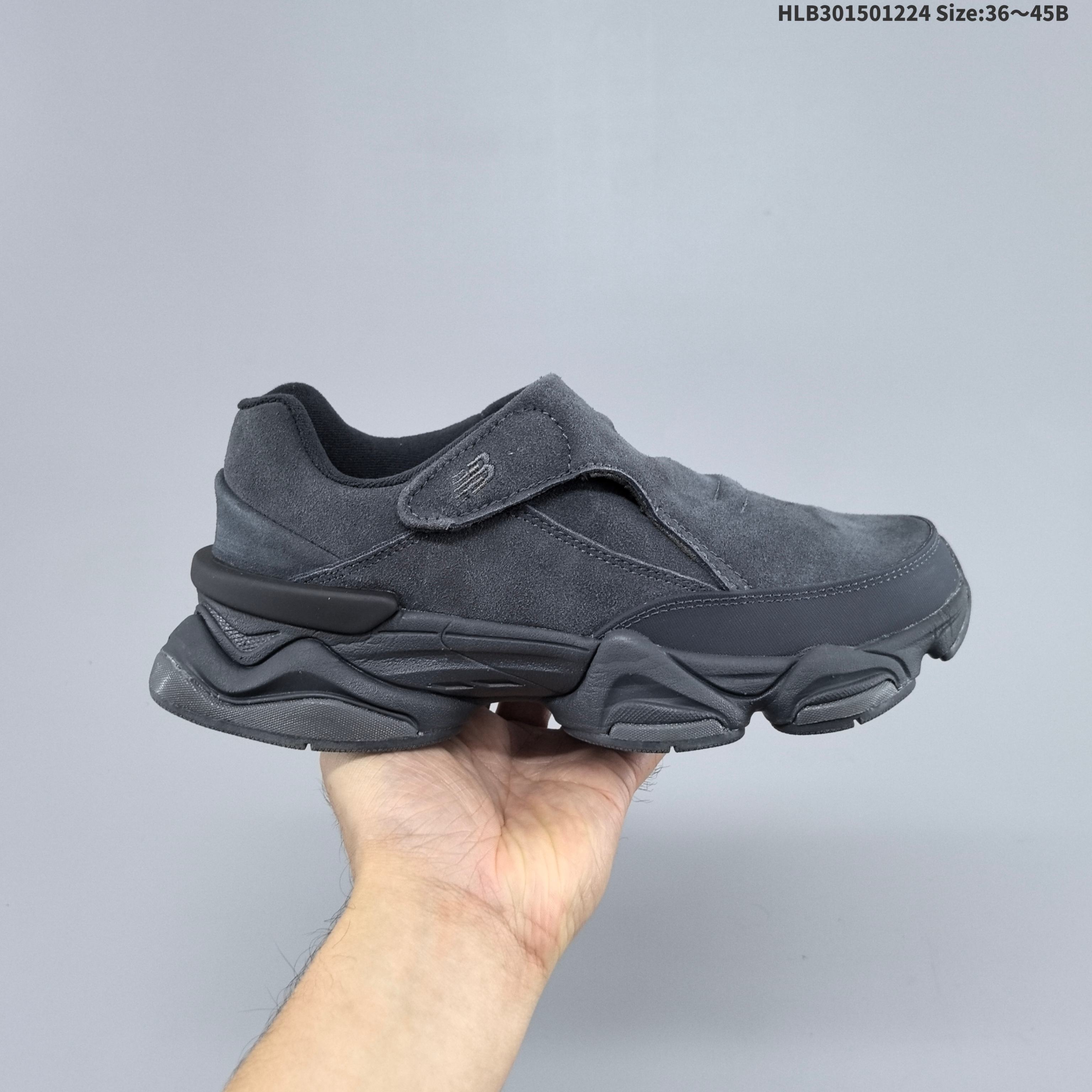 公司级✅New Balance 8040 ”‘Navy“減震防滑耐磨透气 低帮生活休闲鞋 新百伦 New Balance 8040 缓震融合运动鞋U8040UOG.运动鞋的上半部分是全新的,配有SBS 缓冲垫和橡胶外底,呈现简洁美感.摒弃了传统的系带用魔术贴固定,中底用厚重设计融合了 Abzorb 弹性技术.鞋面由绒面革覆盖,下半部分则沿用了9060鞋型. 货号:U8040UOC ID:HLB301501224 B