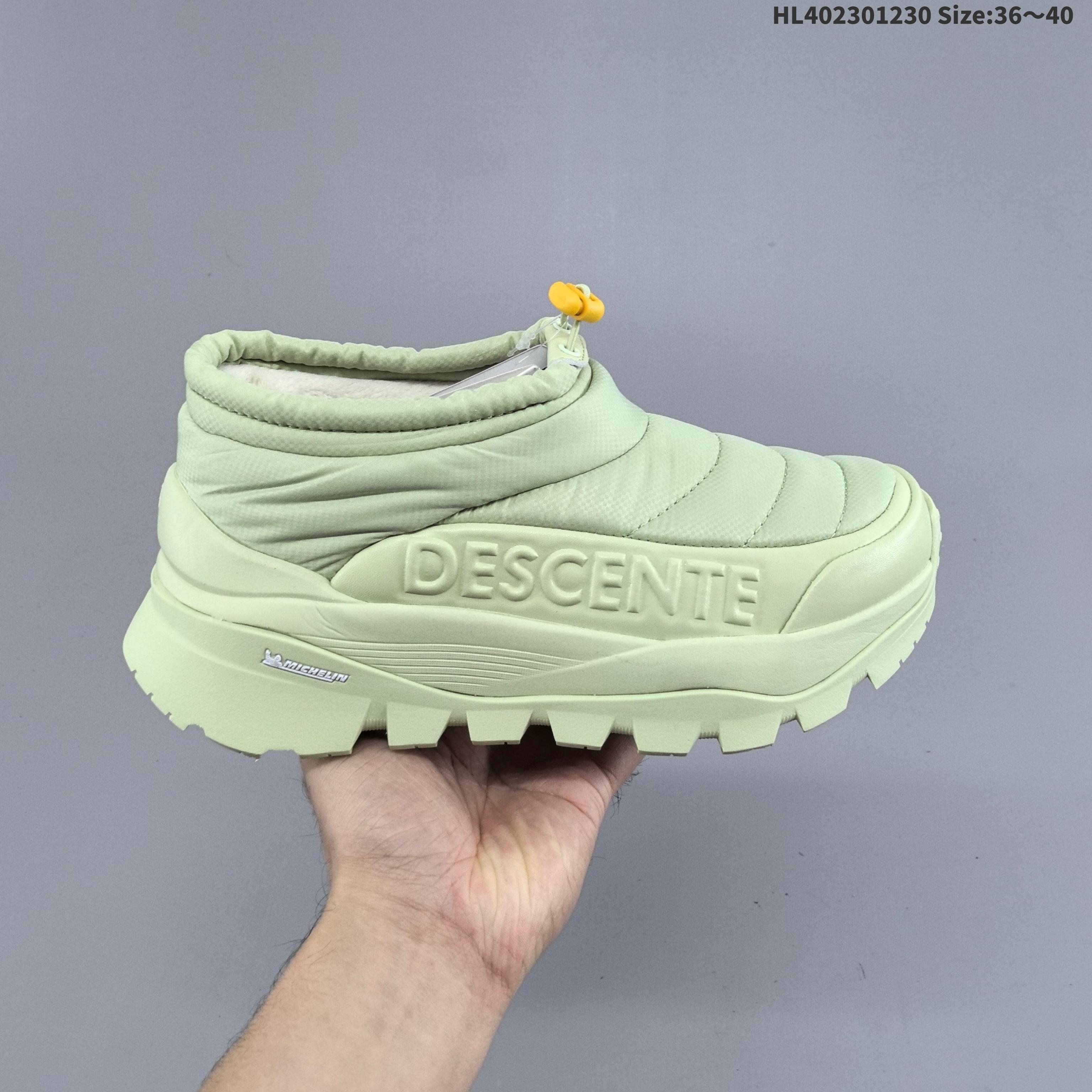 集合💰230
SNOW PATH CAMP迪桑特舒适防滑耐磨低帮生活休闲鞋 DESCENTE(迪桑特)创立于1935年,品牌名取自法语词汇,意为“滑降”。品牌箭头标识代表滑雪的三种技术“高速直线滑行”、“穿越”和“侧滑”,也寓意品牌在打造高端专业运动产品中不断追求完美的创新精神,致力于成为中国高端专业滑雪、综训、女子、铁人三项、高尔夫的第一品牌。HL402301230 Size:36~40