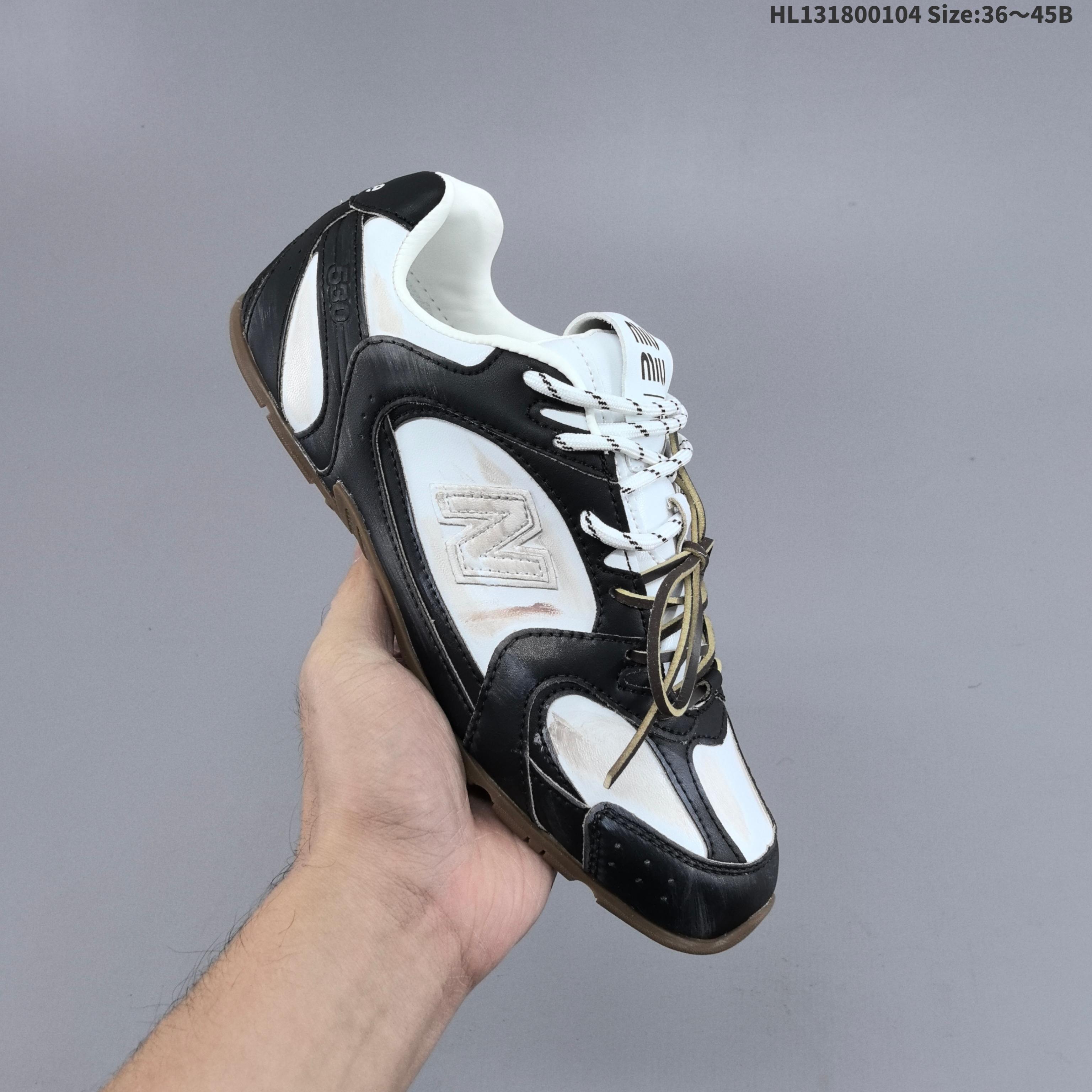 💰180
公司级✅美拉德配色打造全新跨界合作，意大利奢侈品牌/缪缪MiuMiu x NB新百伦New Balance 530 SL系列低帮经典复古休闲运动慢跑鞋“联名翻毛卡其鞋带”
编码：HL131800104 Size:36～45B