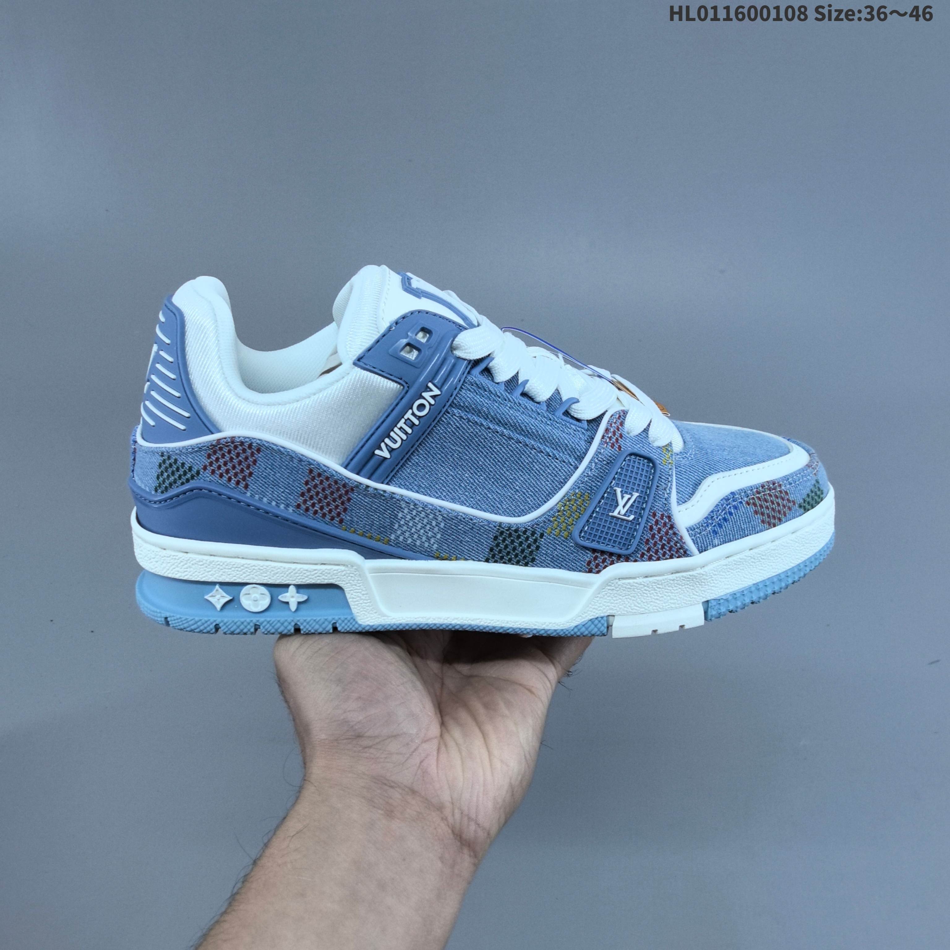 集合二福利开启🔥💰160
LV ARCH LIGHT SNEAKER路易威登板鞋 时尚运动鞋潮厚底增高女鞋。舒适防滑底和百搭性霸屏整个时尚娱乐圈,细节调整完美主义!采用柔软皮革拼接鞋面,独家开模大底, 侧边采用3D打印标志性Logo 尽显贵族时尚气息,配带正品全套包装。全新LV路易威登Louis vuitton Trainer Sneaker Low 休闲运动文化百搭板鞋。
编码:HL011600108 Size:36~46