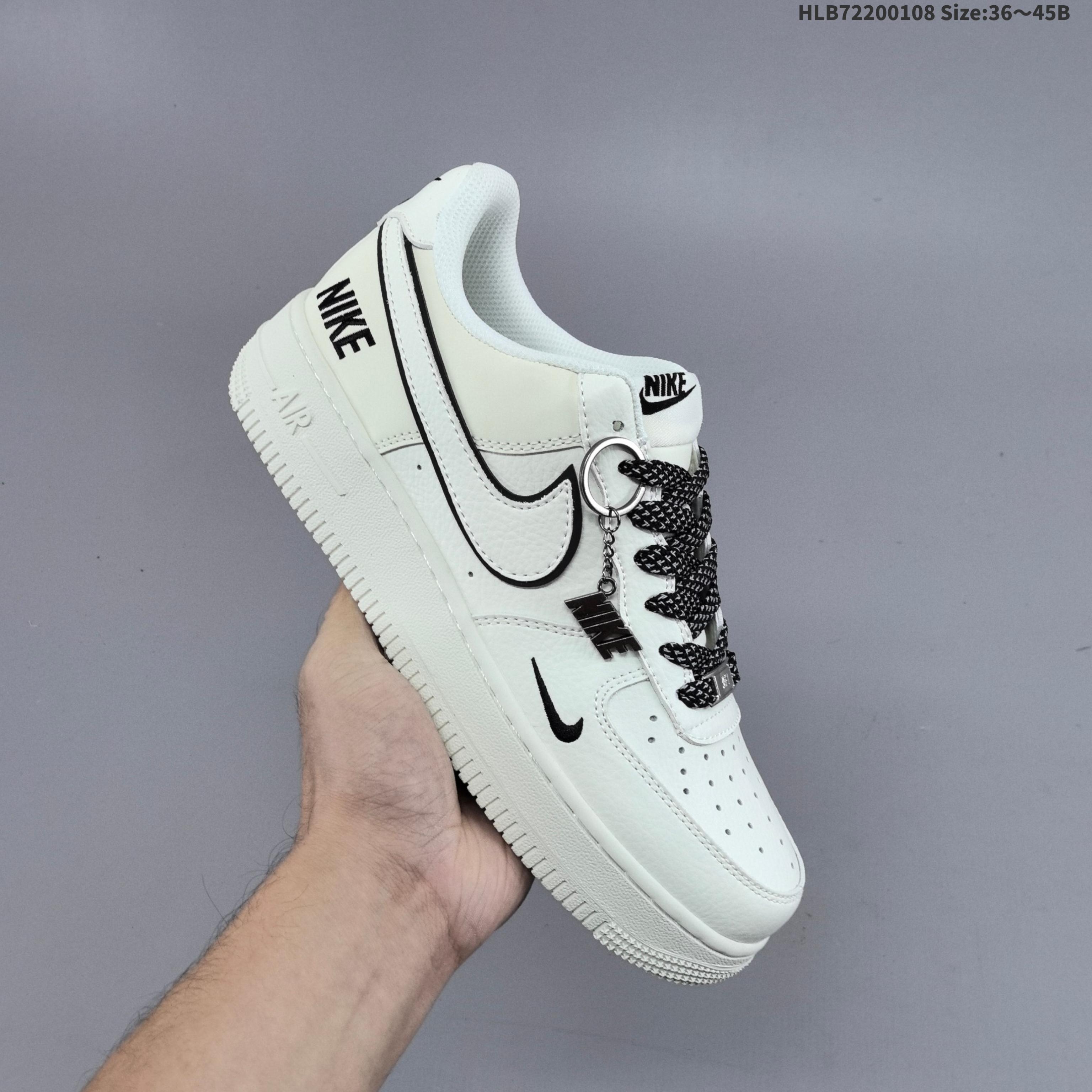 💰220
公司级✅NIKE AIR FORCE 1‘07
原楦头原纸板 打造纯正低帮空军版型
专注外贸渠道 全掌内置蜂窝气垫 
原盒配件 原厂中底钢印、拉帮完美 
货号:CS5288-063
Size:36 36.5 37.5 38 38.5 39 40 40.5 41 42 42.5 43 44 45
ID:HLB72200108 Size:36～45B