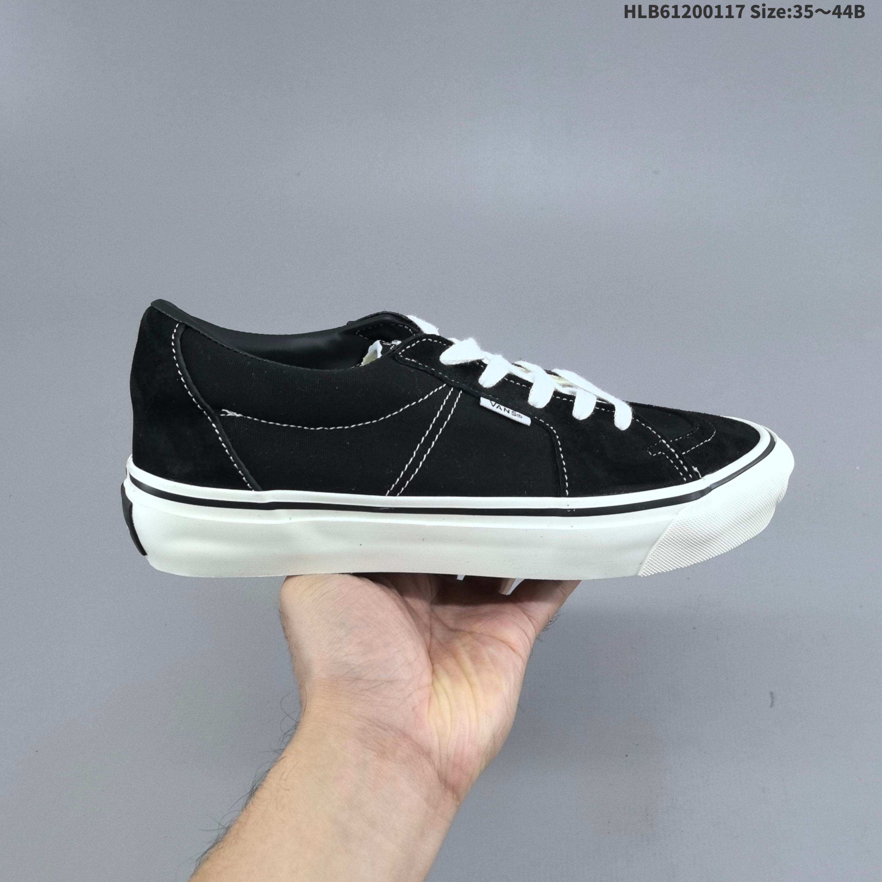 💰120
万斯VANS 范斯 SK8-LOW 经典款 低帮 黑白 休闲板鞋帆布鞋 VN0A4UUK6BT
工艺：硫化1:1（重量1:1、真标、原钢印、材质标、鞋型标、合格证）
颜色vans低帮sk8余文乐HLB61200117 Size:35～44B