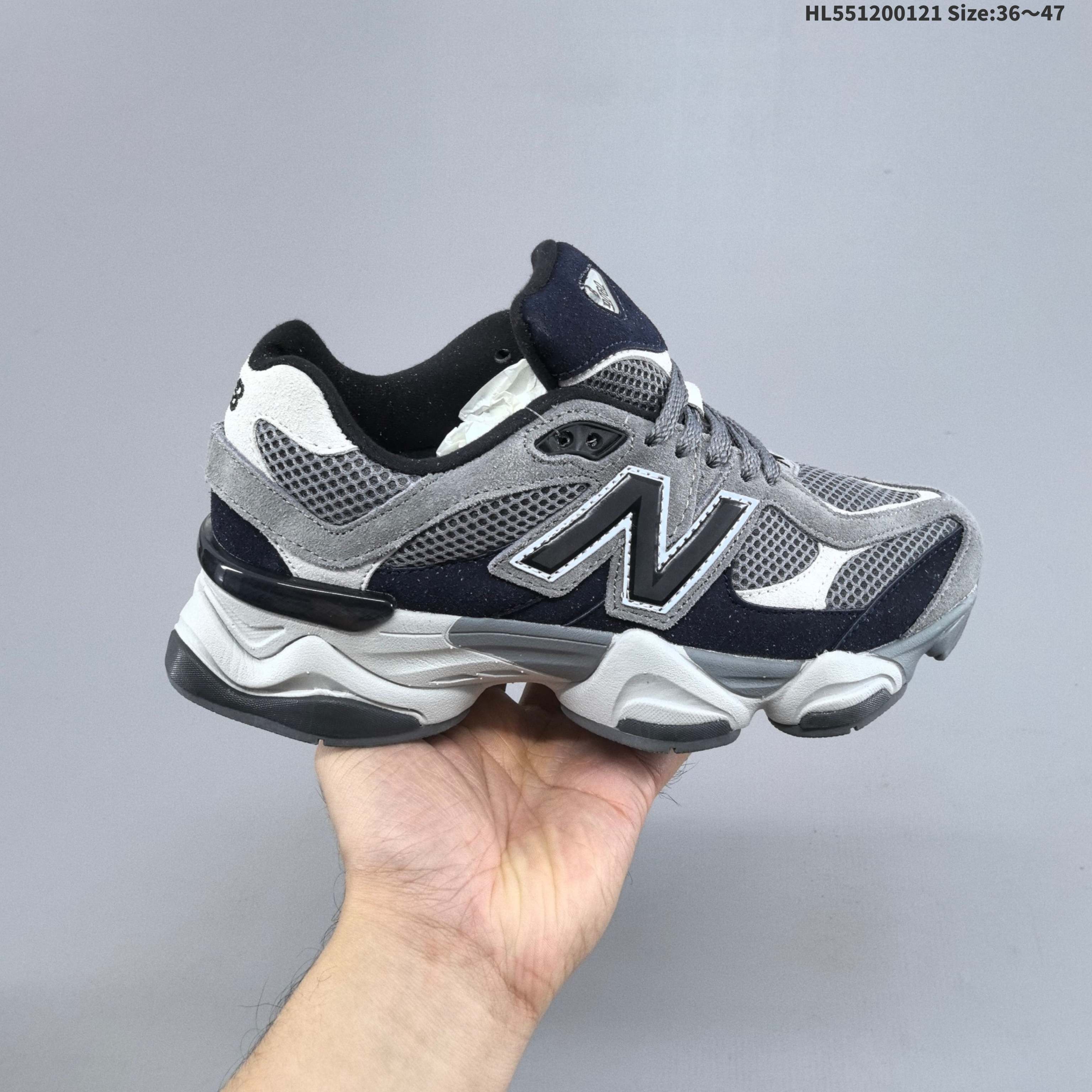 💰120
✅New Balance 9060系列 新百伦 复古休闲运动慢跑鞋
鞋面大身由空间双格及磨砂鞋面拼接而生
采用大面积网眼以及麂皮材质覆盖鞋身 还原经典气质 搭载ABZORB避震科技 由泡沫聚酯制成 上脚可以有效减少由鞋反弹对身体及双腿的冲击力
货号:U9060ERA
ID: HL551200121 Size:36~47