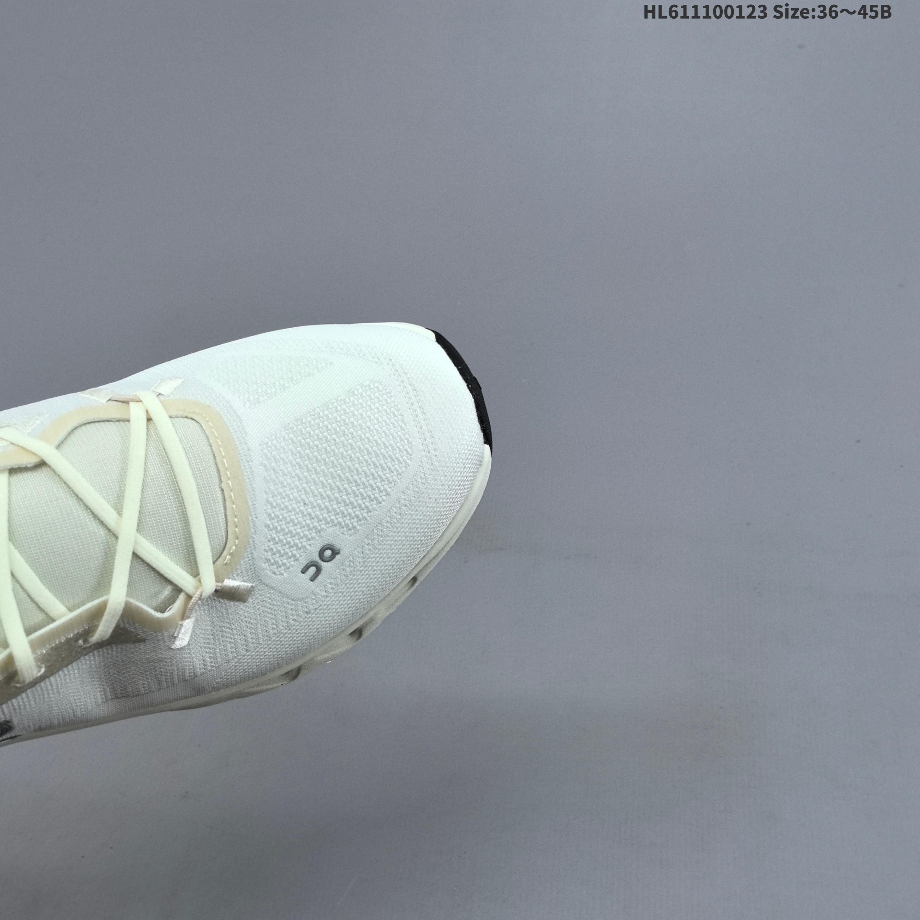 💰160
公司级：Cloudtilt Moon昂跑Cloudtilt 罗意威 联名轻量运动休闲鞋！杨幂同款，脚感很舒服，鞋底柔软且包裹性好，上脚显腿长，不用系鞋带很方便～ 不管休闲还是运动都很百搭。白色虽然不耐脏，但真的是最好看最显质感的颜色！
货号：3MF30670664
编码：HL611100123 Size:36～45B