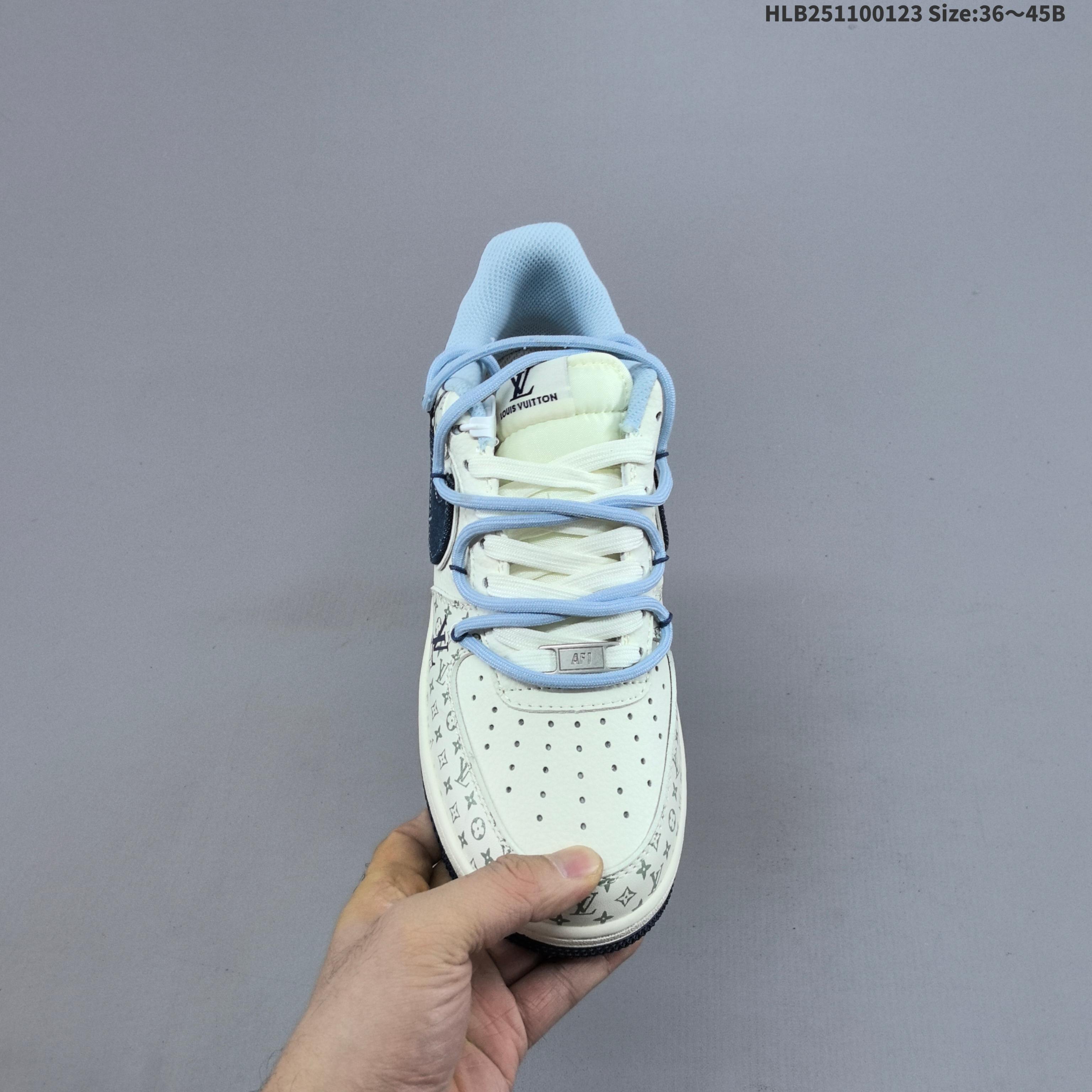 特价💰160
公司级✅NIKE AIR FORCE 1&lsquo;07 LV8
原楦头原纸板 打造纯正低帮空军版型
专注外贸渠道 全掌内置蜂窝气垫 
原盒配件 原厂中底钢印、拉帮完美 
货号:DM6868-096
Size:36 36.5 37.5 38 38.5 39 40 40.5 41 42 42.5 43 44 45
ID:HLB251100123 Size:36～45B