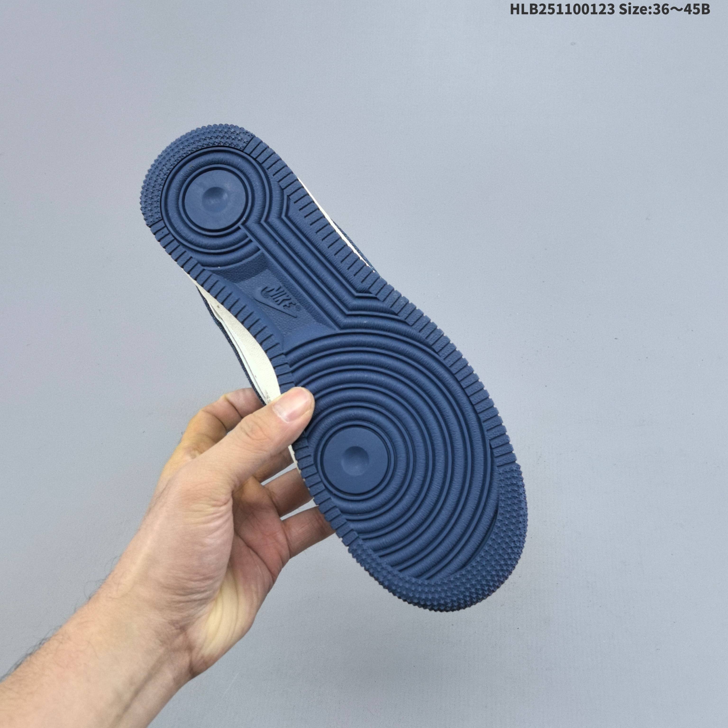 特价💰160
公司级✅NIKE AIR FORCE 1&lsquo;07 LV8
原楦头原纸板 打造纯正低帮空军版型
专注外贸渠道 全掌内置蜂窝气垫 
原盒配件 原厂中底钢印、拉帮完美 
货号:DM6868-096
Size:36 36.5 37.5 38 38.5 39 40 40.5 41 42 42.5 43 44 45
ID:HLB251100123 Size:36～45B