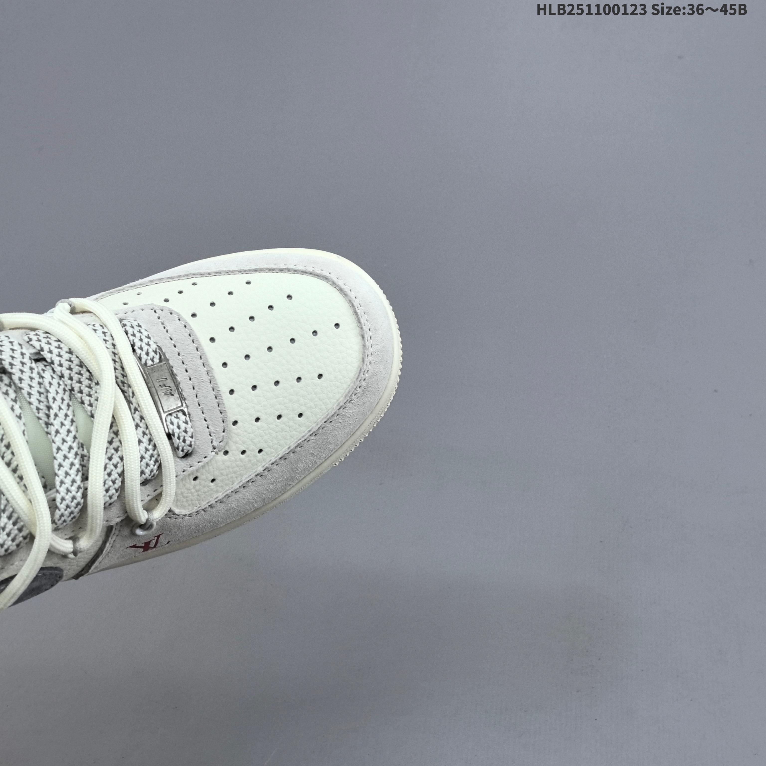 特价💰160
公司级✅NIKE AIR FORCE 1&lsquo;07 LV8
原楦头原纸板 打造纯正低帮空军版型
专注外贸渠道 全掌内置蜂窝气垫 
原盒配件 原厂中底钢印、拉帮完美 
货号:DM6868-096
Size:36 36.5 37.5 38 38.5 39 40 40.5 41 42 42.5 43 44 45
ID:HLB251100123 Size:36～45B