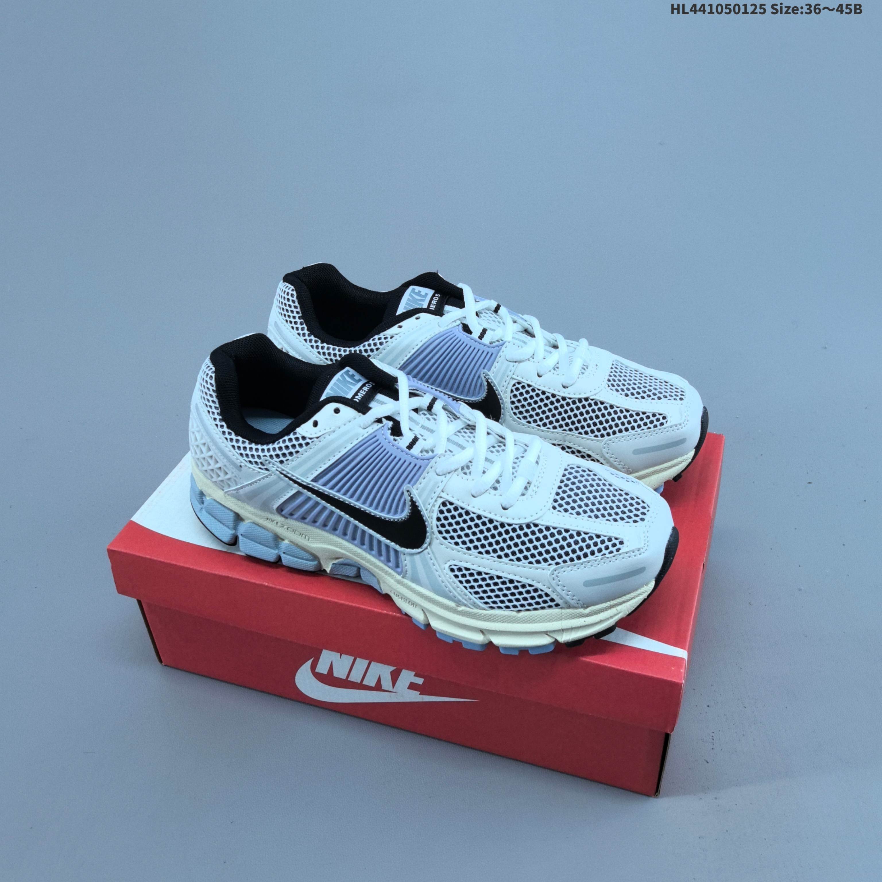 集合一💰105
耐克Nike Zoom Vomero 5马拉松复古跑五代休闲运动慢跑鞋
尺码: 36 36.5 37.5 38 38.5 39 40 40.5 41 42 42.5 43 44 45
货号FD9919-001#HL441050125 Size:36~45B