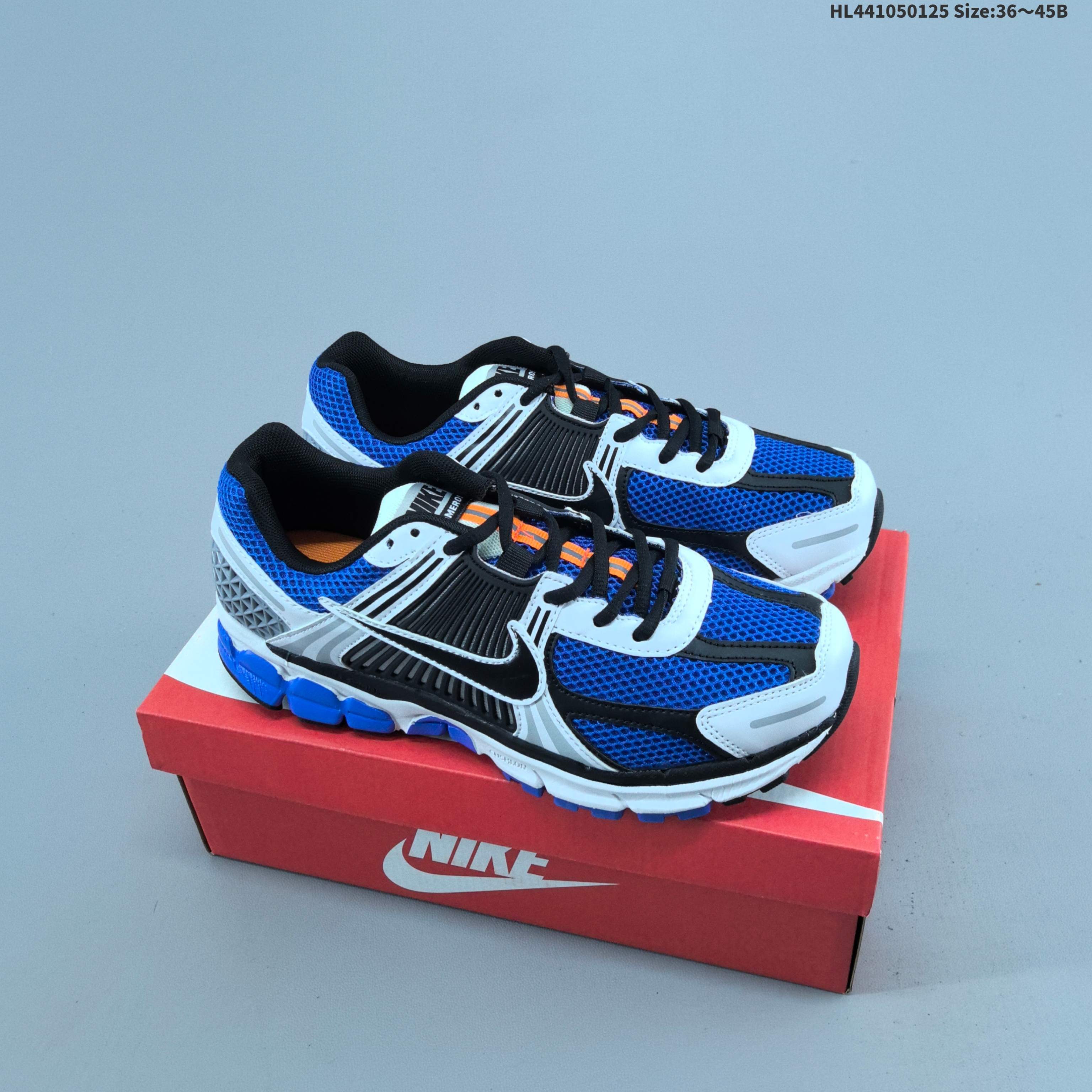 集合一💰105
耐克Nike Zoom Vomero 5马拉松复古跑五代休闲运动慢跑鞋
尺码: 36 36.5 37.5 38 38.5 39 40 40.5 41 42 42.5 43 44 45
货号FD9919-001#HL441050125 Size:36~45B