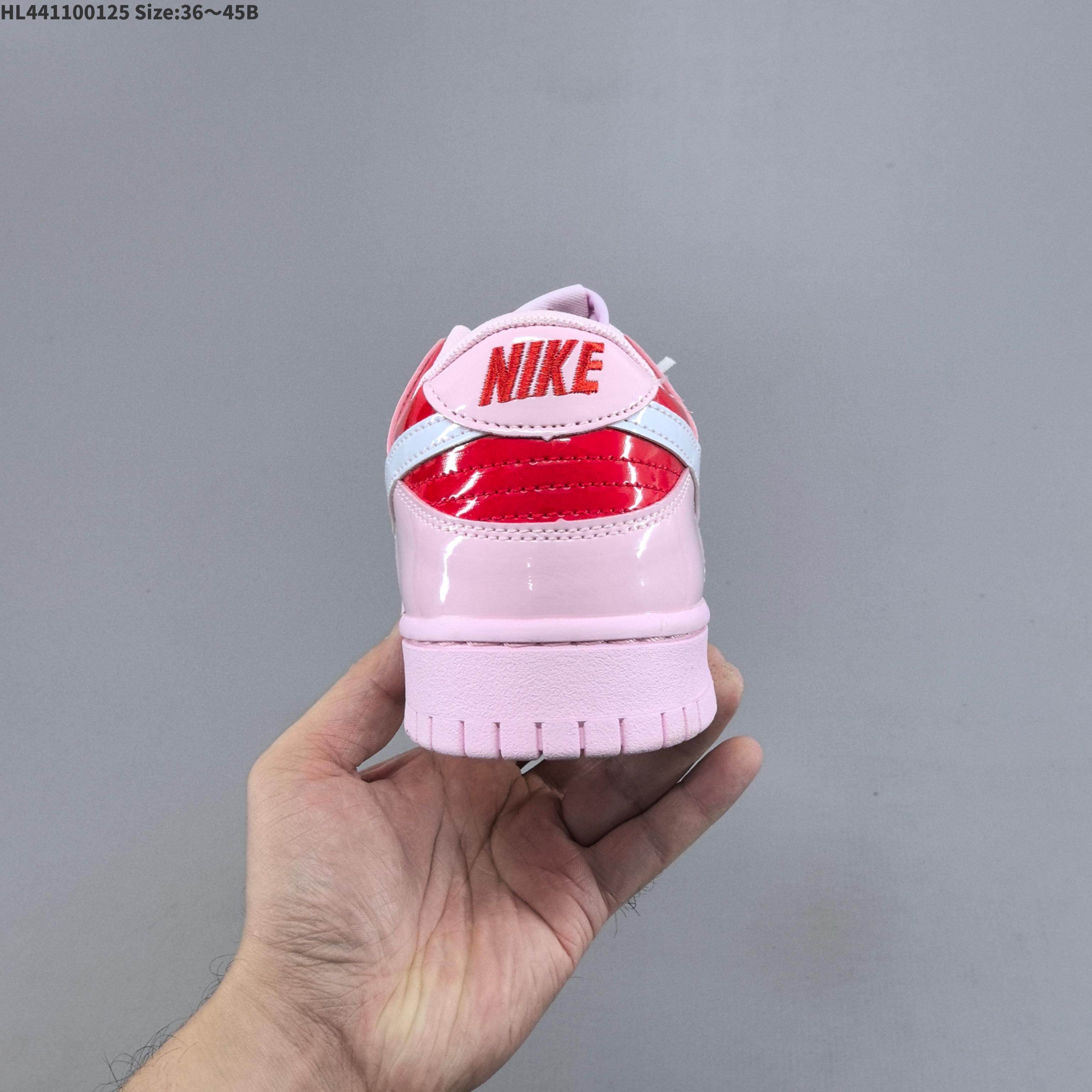 💰110
真标✅NIKE DUNK LOW sb扣篮系列 耐克 复古低帮休闲运动滑板板鞋
货号:IQ0218-663
尺码:36 36.5 37.5 38 38.5 39 40 40.5 41 42 42.5 43 44 45 
ID:HL441100125 Size:36～45B