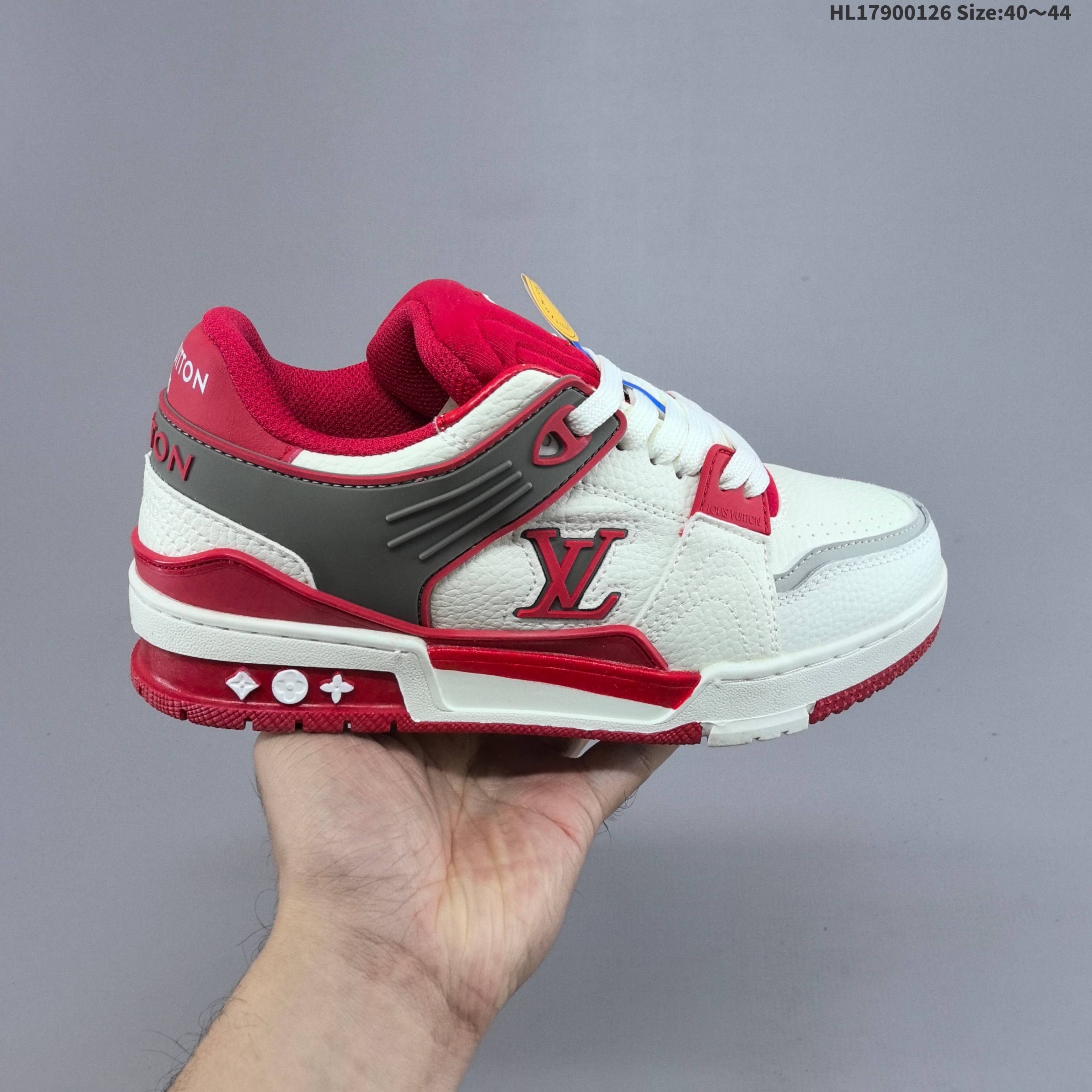 集合二💰90
真标✅全新LV路易威登Louis Vuitton Trainer Sneaker Low休闲运动文化百搭板鞋 
ID：HL17900126