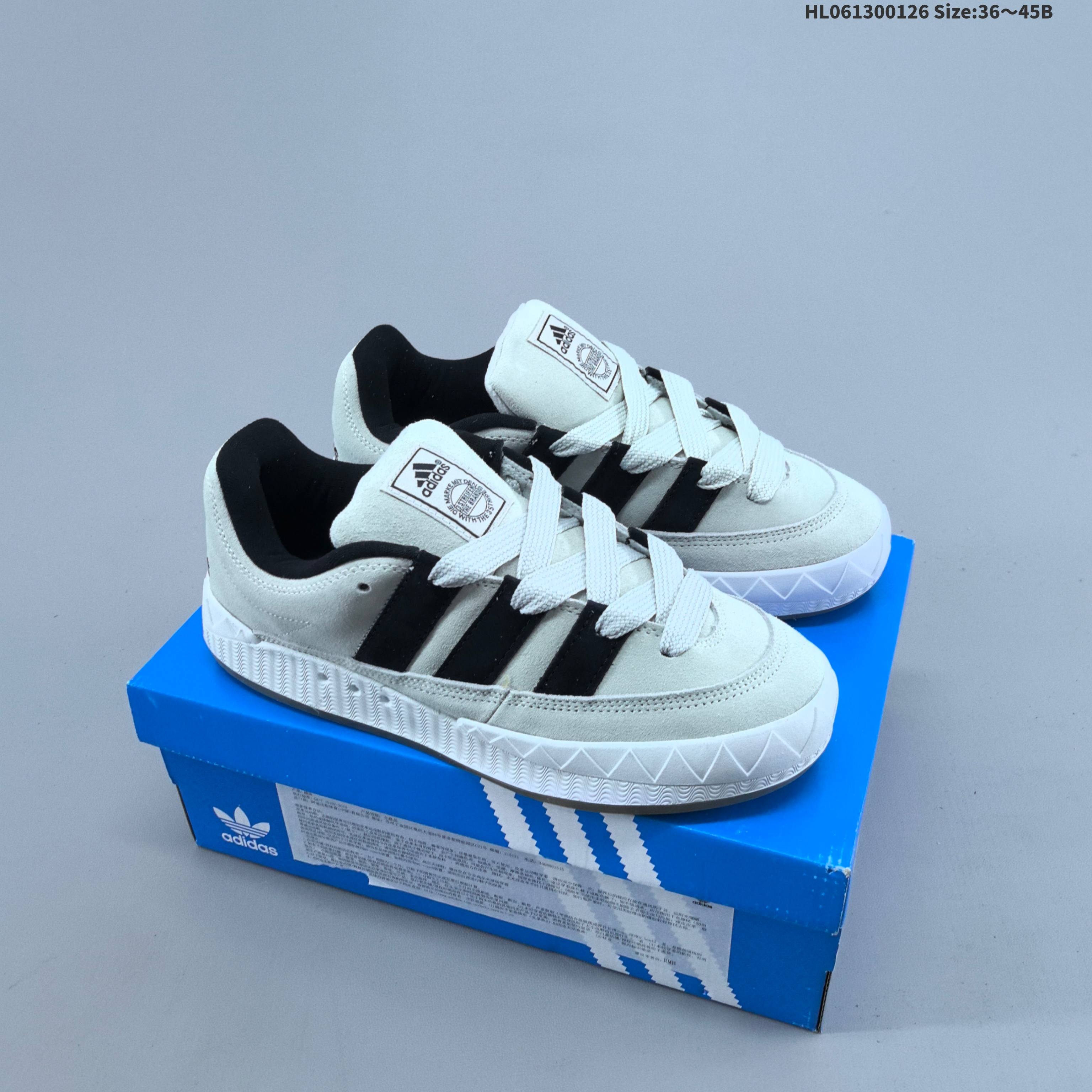 集合💰130
阿迪达斯「鲨鱼面包鞋」新联名开启,中底造型有点酷！Adidas Originals Adimatic Low"Core Black/White"马蒂奇系列低帮复古鲨鱼面包休闲运动休闲滑板板鞋“翻毛黑白”GY2091 
HL061300126 Size:36～45B