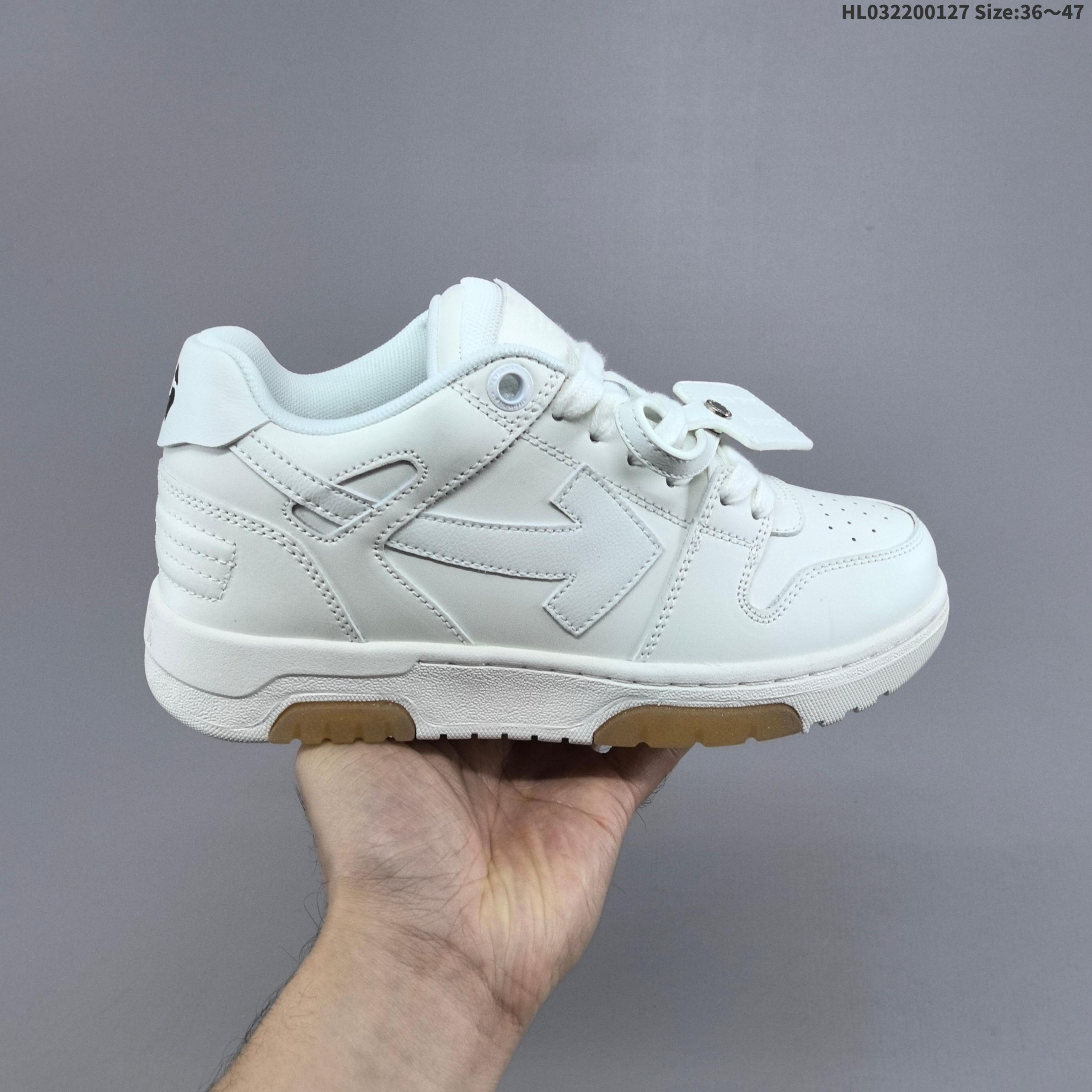 💰220
 Off-White™ c/o Virgil Abloh 杨幂同款Out Of Office Low-top Leather OW联名 箭头OFF-White 重磅联名 Sneakers"OOO"复古百搭休闲运动板鞋 原楦型开发纸版#采用粒面头层小牛皮饰片#超软PU鞋垫+拼接去臭网布材质#全新开发橡胶耐磨鞋底 ！ HL032200127 Size:36～47