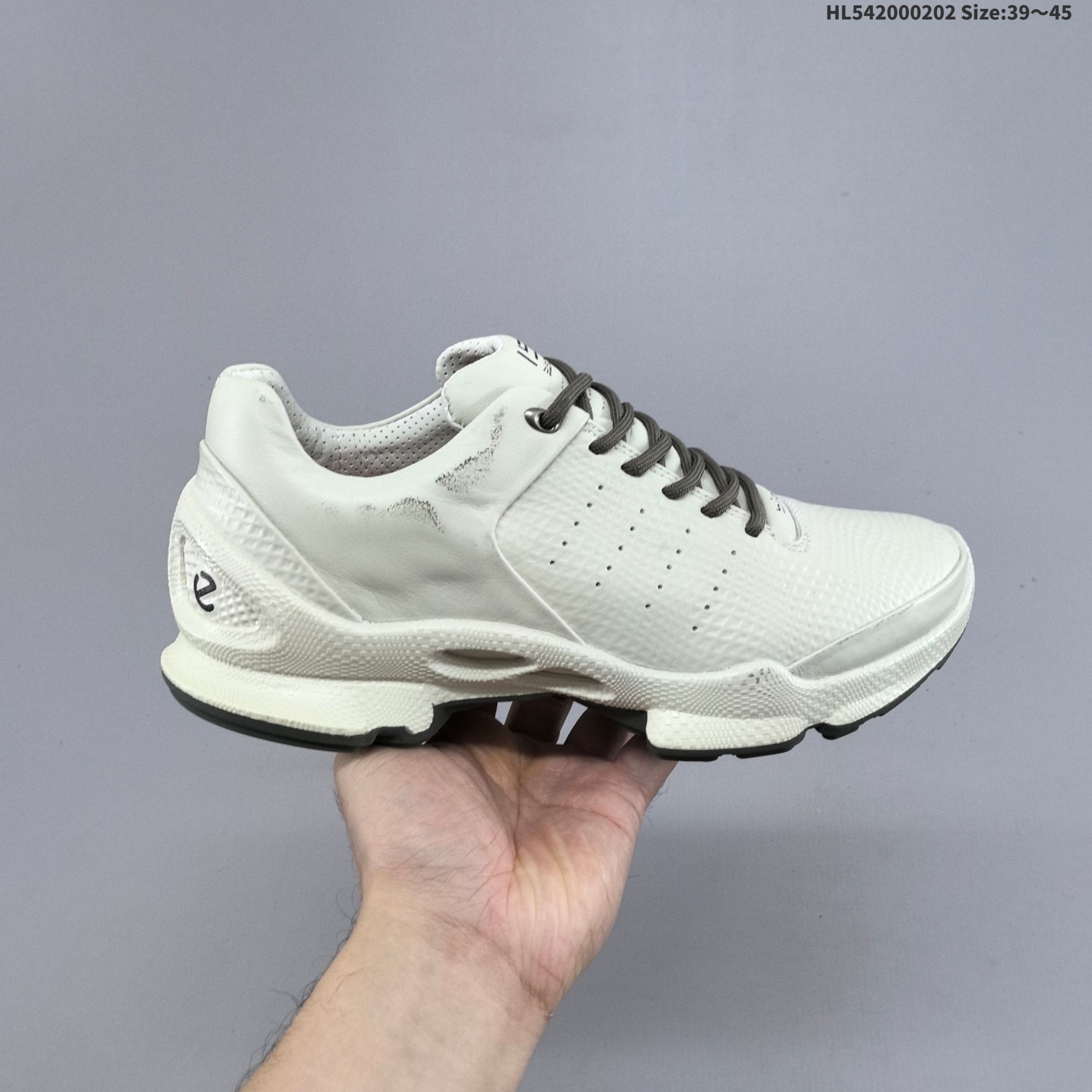 _dk79sIMFwus8YcFg0S8H82CYeVUEBNhELl45xMQ