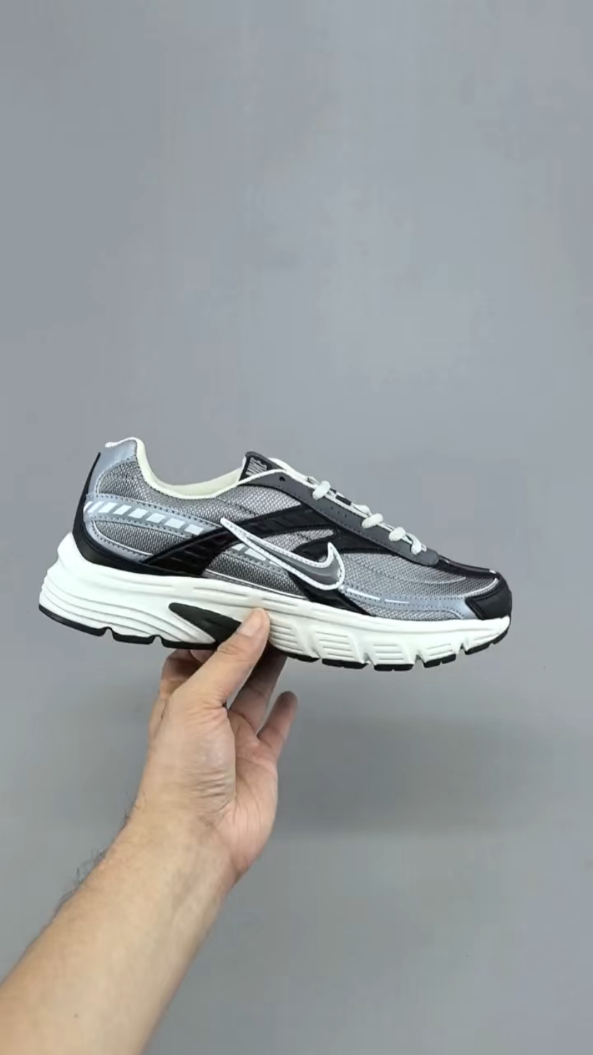 _dfg9stUw1KEz3o4vTbmdjwPdfCrSJbff-Qhsybw