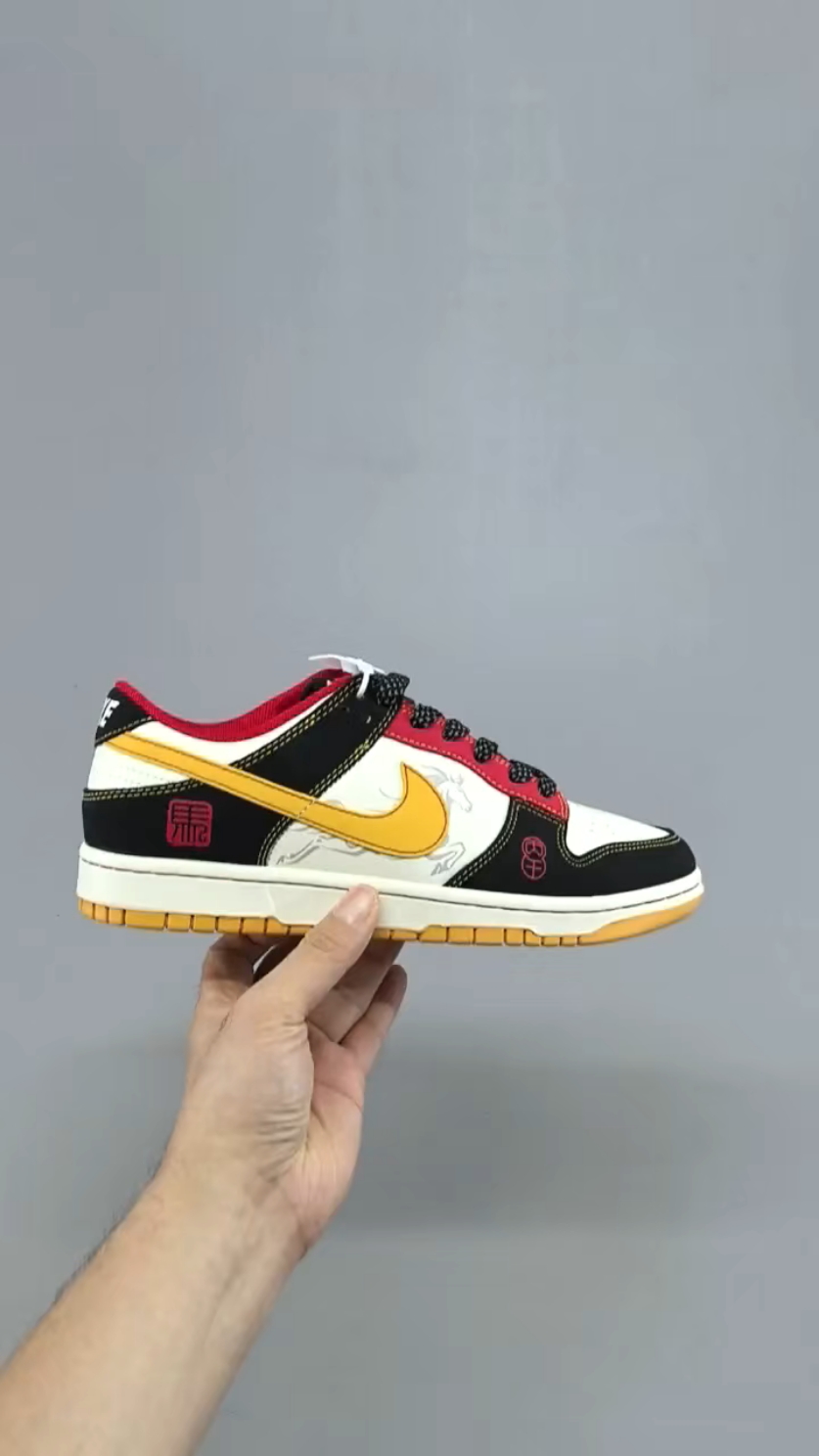 _d-b9saiL-IDUC7lCYJQd3nHhkmsKRLitth26TkQ