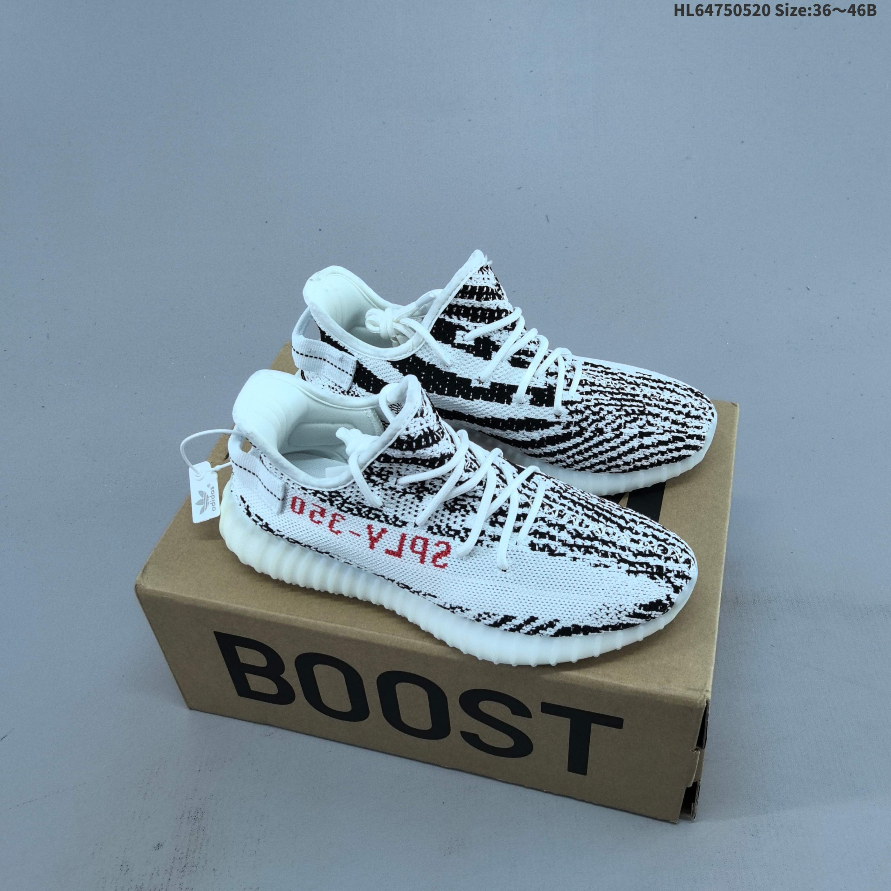 集合四 真爆✅联乘侃爷Kanye West x Adidas Yeezy Boost 350 V2 百搭轻便爆米花中底休闲运动慢跑鞋.采用Boost爆米花缓震材质. 货号: FZ5246 编码:HL64750520 B