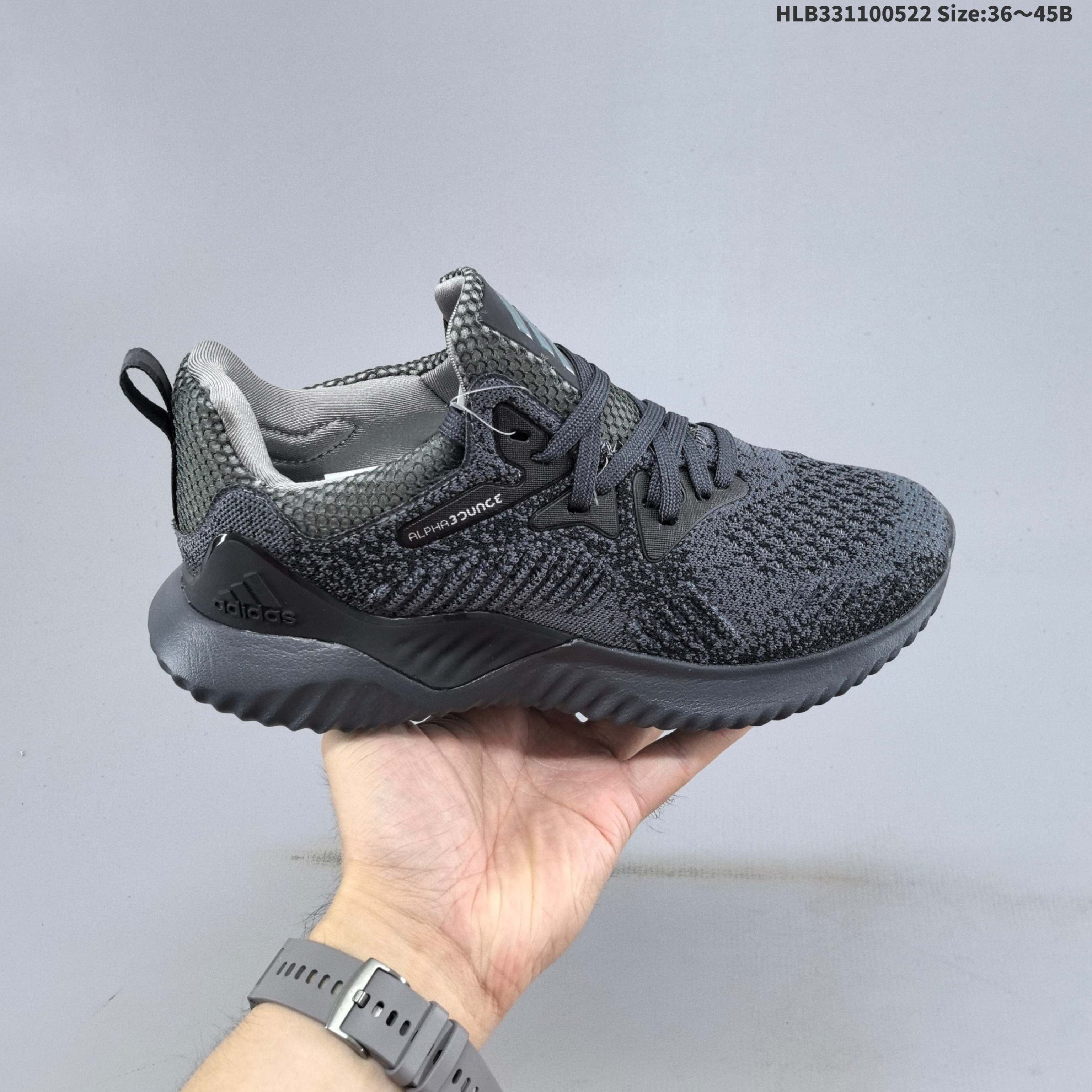 阿迪达斯Adidas Alphabounce Beyond m阿尔法鞋面采用Forged Mesh 热融合多层绒布与弹力防水层相结合,整个鞋身采用全新工艺,全新阿尔法330 火爆上市,旨在适合多种地面状况. 2/3 371/3 38 382/3 391/3 40 402/3 411/3 42 422/3 431/3 44 451/3 货号:AC8270 HLB331100522 B