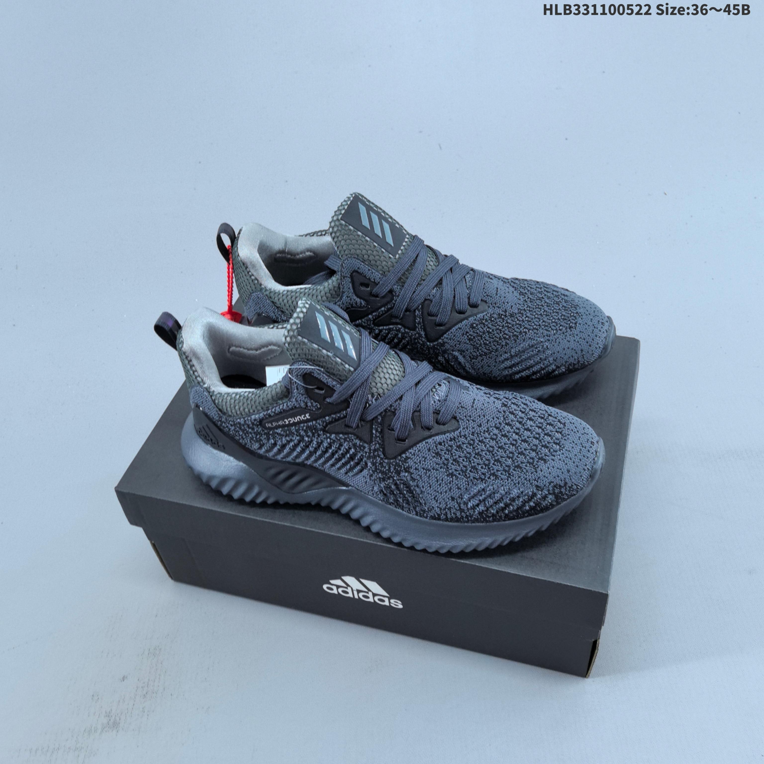 集合一 阿迪达斯Adidas Alphabounce Beyond m阿尔法鞋面采用Forged Mesh 热融合多层绒布与弹力防水层相结合,整个鞋身采用全新工艺,全新阿尔法330 火爆上市,旨在适合多种地面状况. 2/3 371/3 38 382/3 391/3 40 402/3 411/3 42 422/3 431/3 44 451/3 货号:AC8270 HLB331100522 B