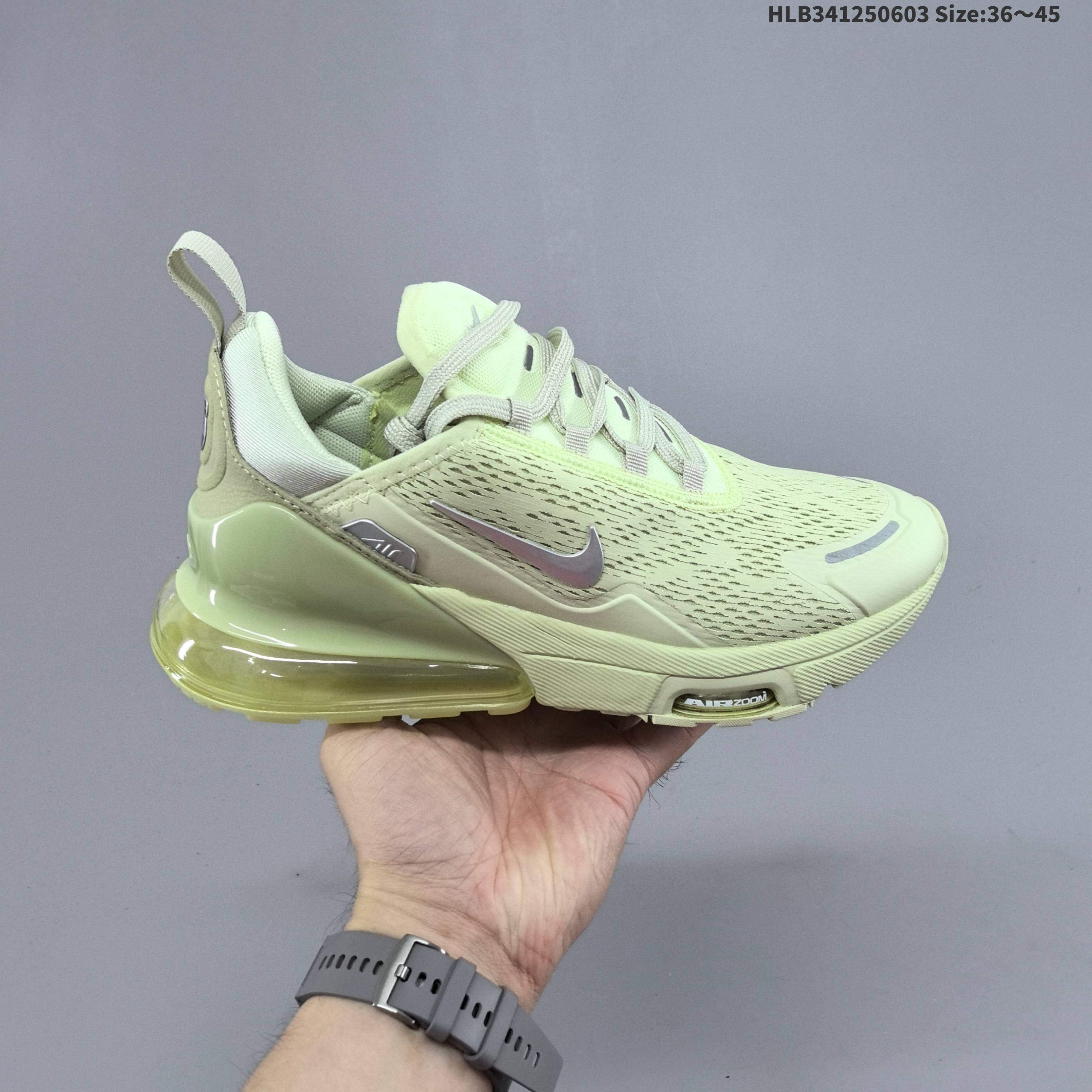 集合二 耐克Air Max 270 Flyknit 运动缓震 大气垫休闲跑步鞋时尚舒适的穿着感受和出众格调 鞋款设计灵感源自Air Max经典 搭配大型窗口和新颖配色 彰显的出众创新 缔造非凡舒适的日常穿着体验 从跑步运动汲取设计灵感 打造利落外观 让你时刻彰显风范 货号IO9884-114 HLB341250603