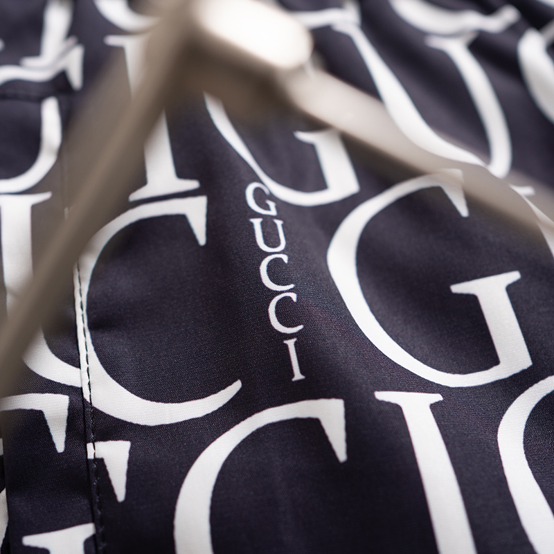Gucci 古驰Gucci 2025最新款 短裤沙滩裤 沙滩旅游 高订制 五金 上身效果超正
