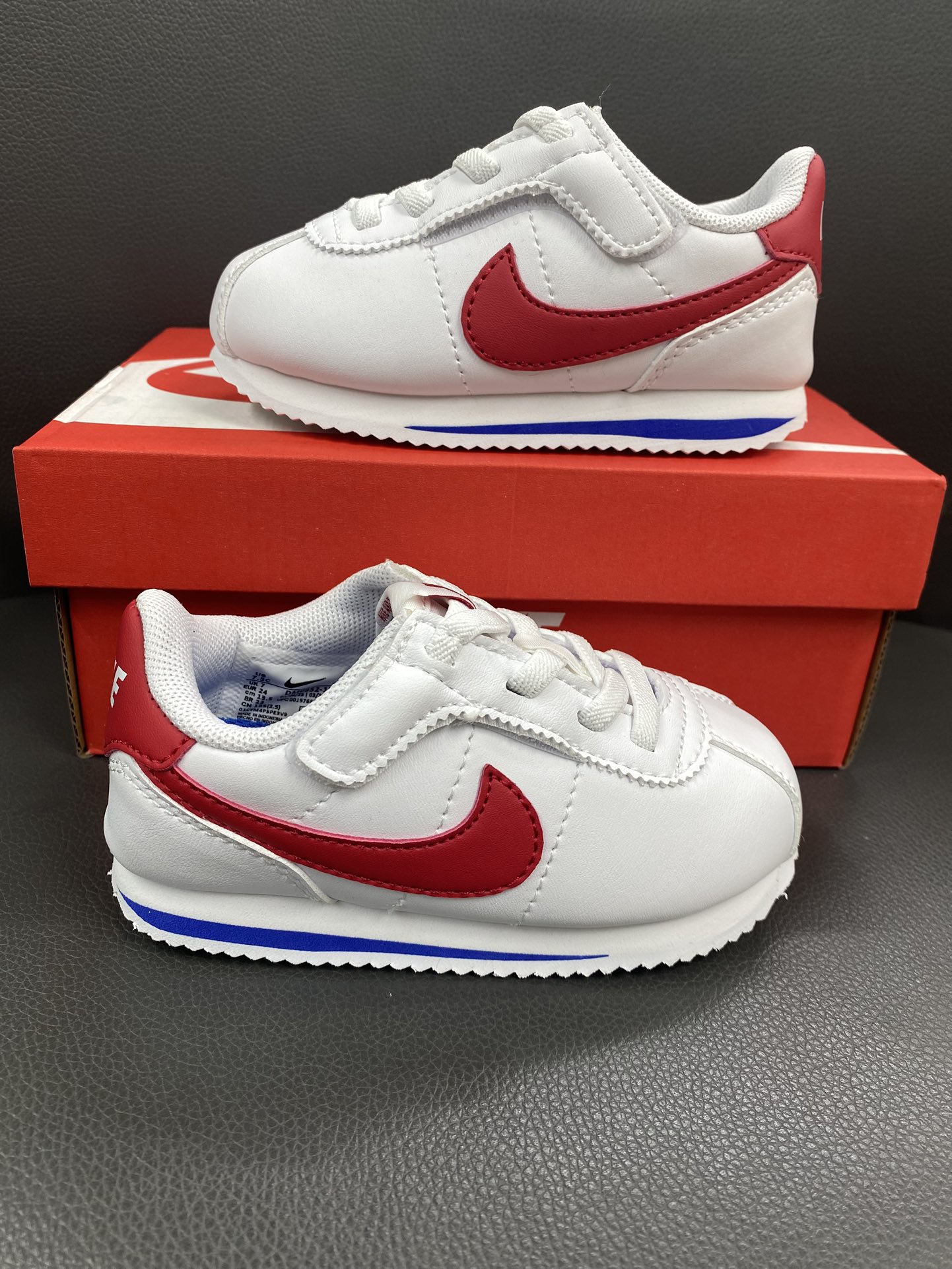 NO:210603,Spot stock 6 colors Classic new design and new color matching Fashionable children's favorite Forrest Gump Comfort Sports Shoes Velcro Size 22--29 Airplane stickers 30--35 Single button Velcro, Nike series, sneakers,19860909现货现货 6色 经典新设计新配色 潮童至爱 阿甘舒适运动鞋魔术贴 码数 22--29飞机贴  30--35单扣魔术贴,耐克系列,sneakers,,Children's