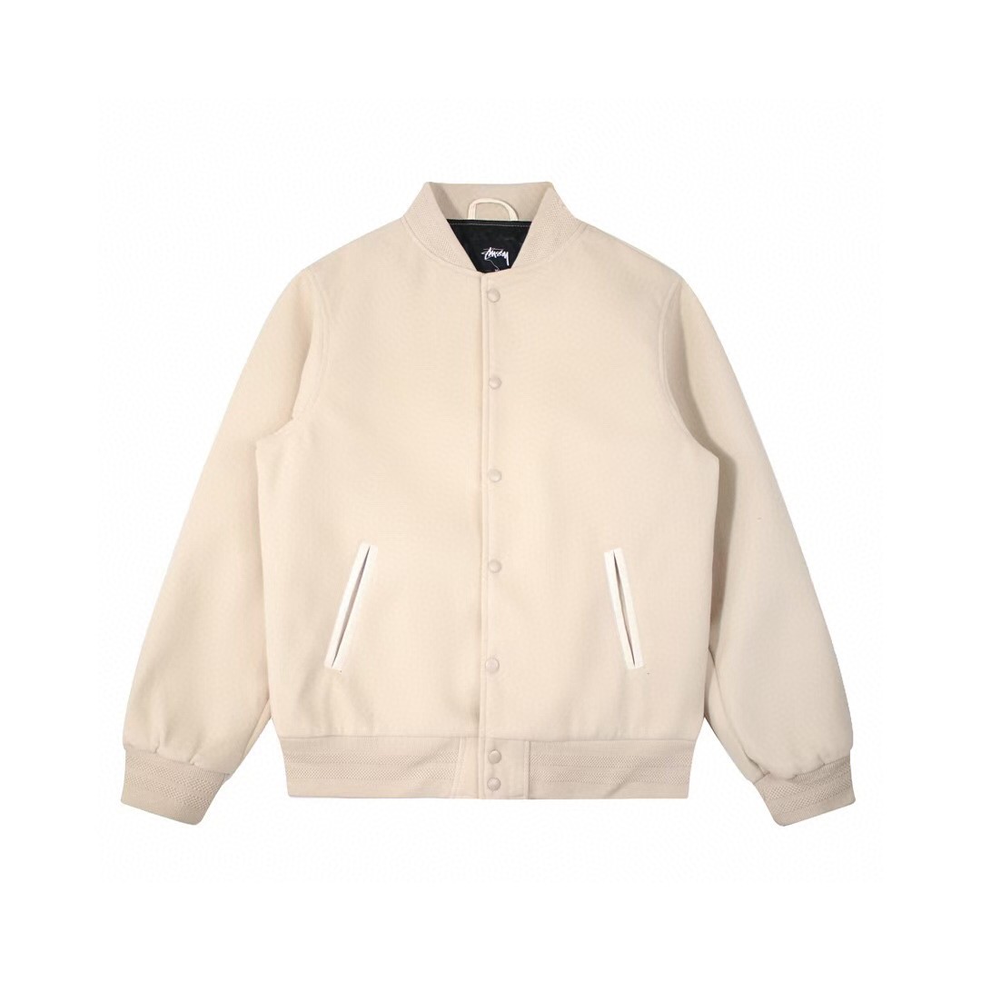 供💰135(薄款)
23FW秋冬 sstussy斯图西port字母羊毛棒球服 三色齐发
秋冬Stüssy收官之作的棒球服背后StussySport标识 材质做工都非常到位 这次的款式真的百搭好穿 不挑人 是可以一直穿的款 后背植绒大logo-stussy sport 领子袖口下摆全部定制螺纹 搭配一条黑色工装裤,牛仔裤 随便一穿妥妥的viebe风 面料采用高克重毛呢 男生女生都可以穿 实在是太酷了!
三色上身都非常顶 很有克重厚度
Color:黑色 米杏色 宝蓝色
Size:M-XXL
M:衣长70胸围124肩宽50袖长66
L:衣长72胸围128肩宽51袖长67
XL:衣长74胸围132肩宽52袖长68
XXL:衣长76胸围136肩宽53袖长69