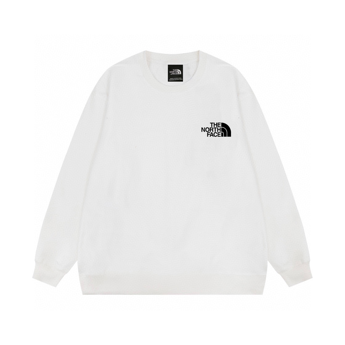 💰95  
TNF 北面 姜饼人联名情侣卫衣
商品参数：
面料采用380克水柔棉（质量天花板）摸到手就知道值 衣服采用落肩袖百搭好看  三针五线做工，领口包包边条
螺纹采用480g高克重重磅纯棉螺纹 同缸定织定染
软糯舒适透气柔软又亲肤!下半身随意搭配出行、怎么穿都好看!
上身显瘦挑高!小哥小姐姐绝对是你衣橱
穿洗多次都不愿扔掉的一款卫衣!赶紧入手吧✨
                     
Color：黑色 白色
Size：M/L/XL

                    胸围         肩宽       衣长
           M       110         56           70      
           L        116          59        72               
           XL      122        62          74  
              
           【注：手工测量 存在1～3 cm 误差】