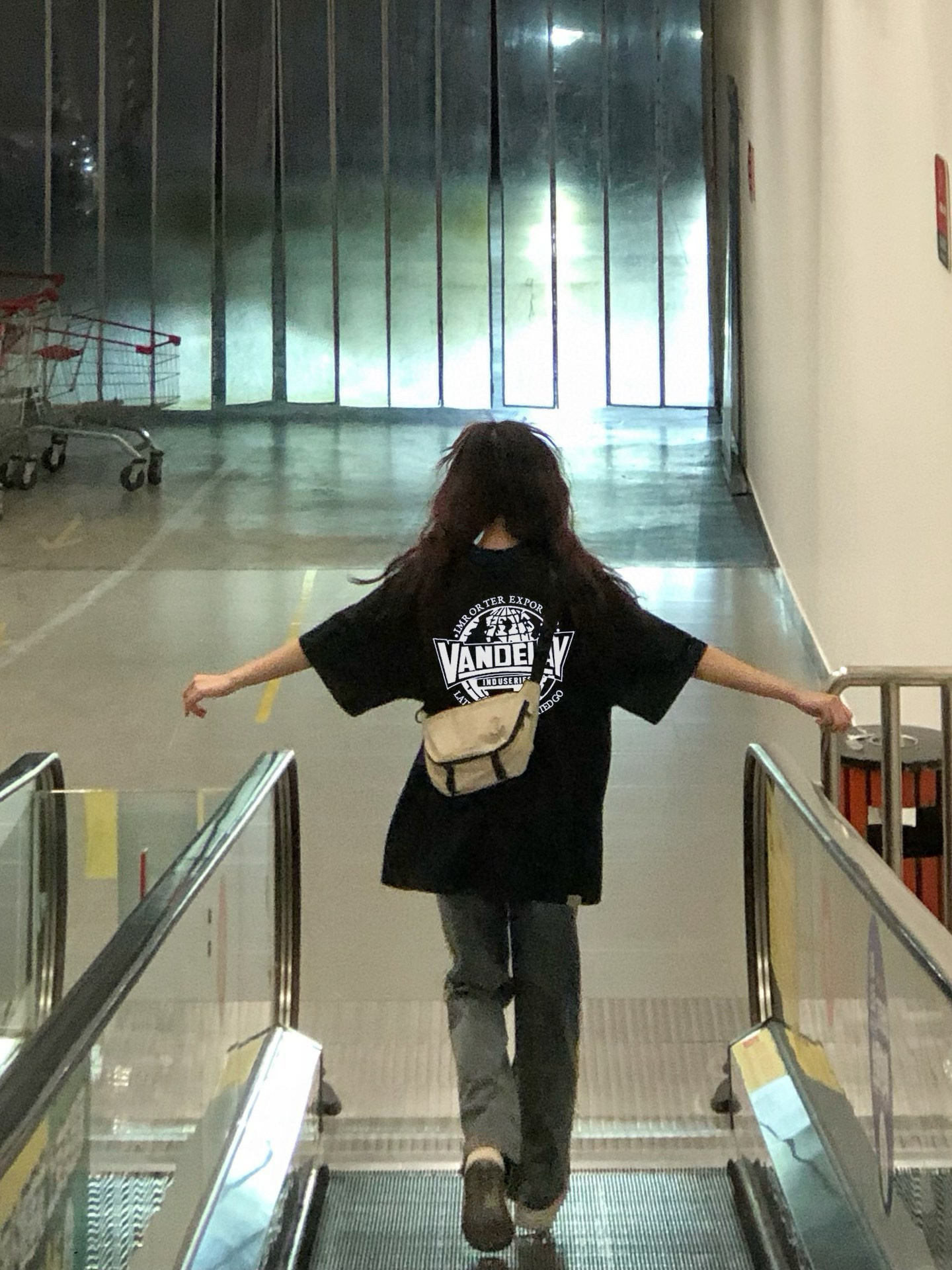 Alternative view of Balenciaga T-Shirt 04017