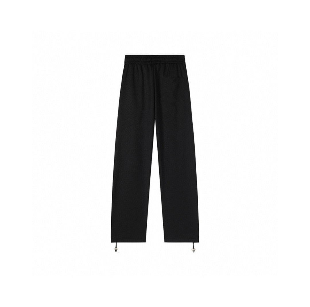 💰110
Stussy 斯图西 经典小标宽松冬季加绒加厚卫裤束脚裤休闲裤

｜无敌版型✅｜｜男女同款｜

【高端加绒卫裤系列】

甄选软糯510g银狐绒加厚面料/区别市场便宜货200g低廉单薄品质 本款最大的优点就是手感软糯亲肤 克重高 保暖性跟亲肤舒适度好 冬季出行超温暖☀️//配合3D立体裁剪工艺/双线排针制作工艺 真正属于运动卫裤制作的独特工艺/可轻松驾驭多种风格的搭配 上身效果赞的很～宽松版型 加绒加厚却不臃肿 巨显腿长巨显瘦 面料细节高清可见🔍

上身不挑人 /定制原版三标💥 logo采用德国进口PU直喷 水洗随意搓洗  上身显白又显瘦 不通俗大众 靓眼夺目 回头率超高 拍照超好看📷 逼格拉🈵️

🌟🌟🌟🌟🌟推荐好物❗️❗️❗️

Color：黑色/灰色
Size：M/L/XL

             M             L            XL     
  裤长：  98          100          102
  腰围：  77           80           84
  臀围： 57          59            61
  （⚠️手工测量，误差1-2cm左右）